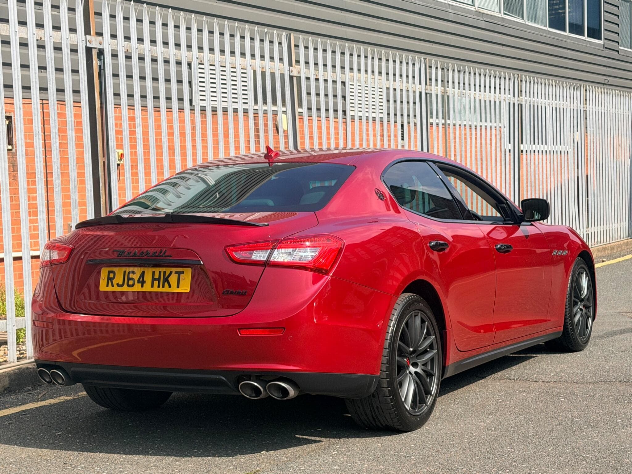 2014 Maserati Ghibli - Image 3