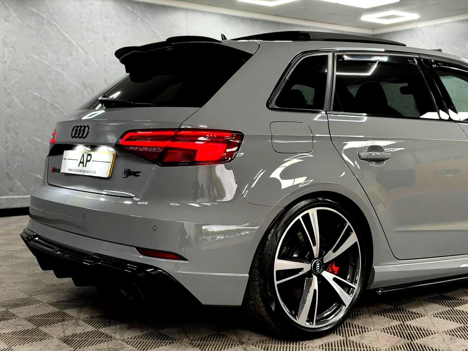 2020 Audi RS3 - Thumbnail 43