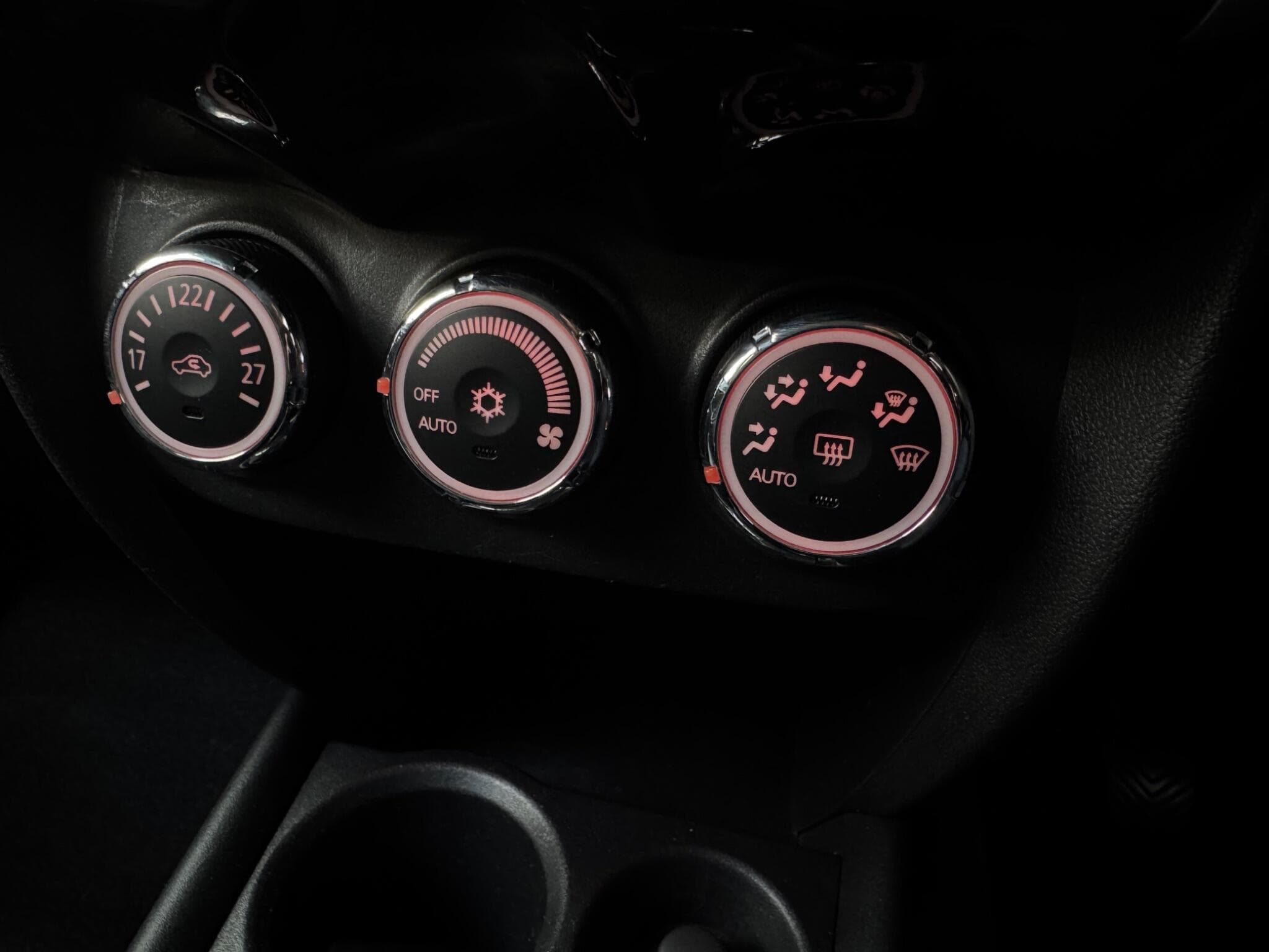 2014 Mitsubishi ASX - Thumbnail 20