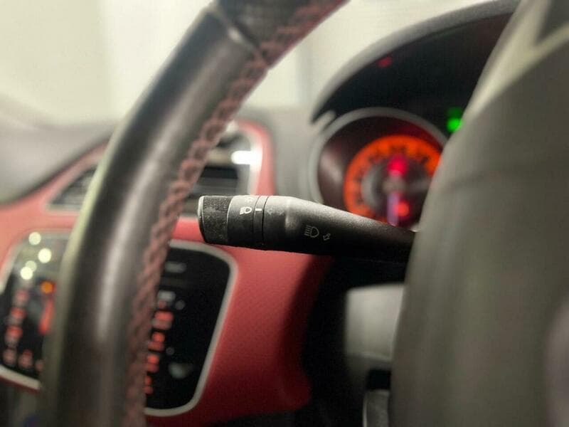 2010 Fiat Punto Evo - Thumbnail 30