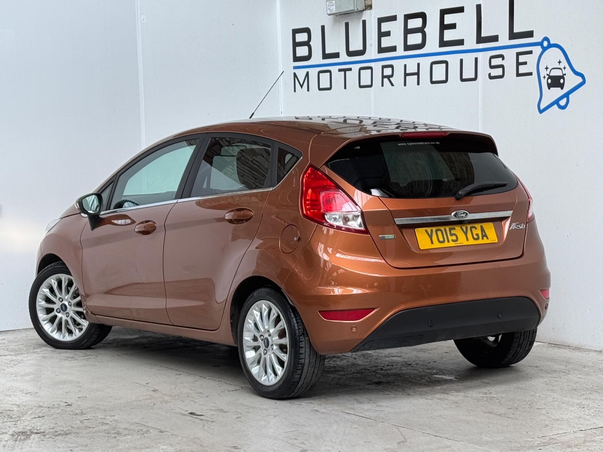 2015 Ford Fiesta - Thumbnail 5