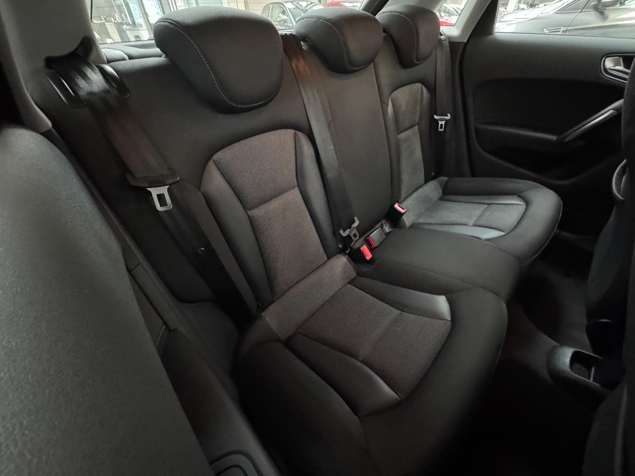 2012 Audi A1 - Thumbnail 11