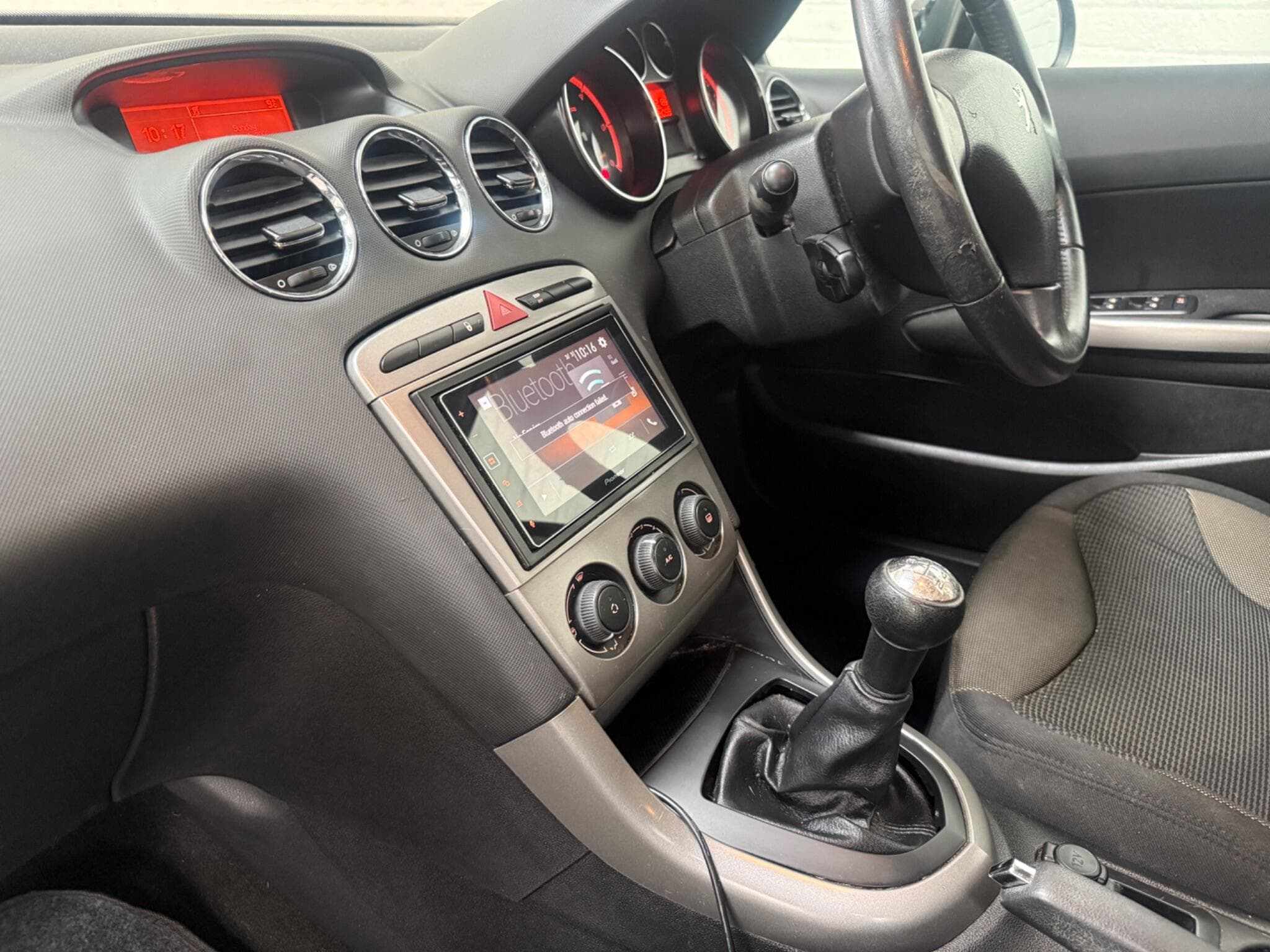 2010 Peugeot 308 - Thumbnail 9