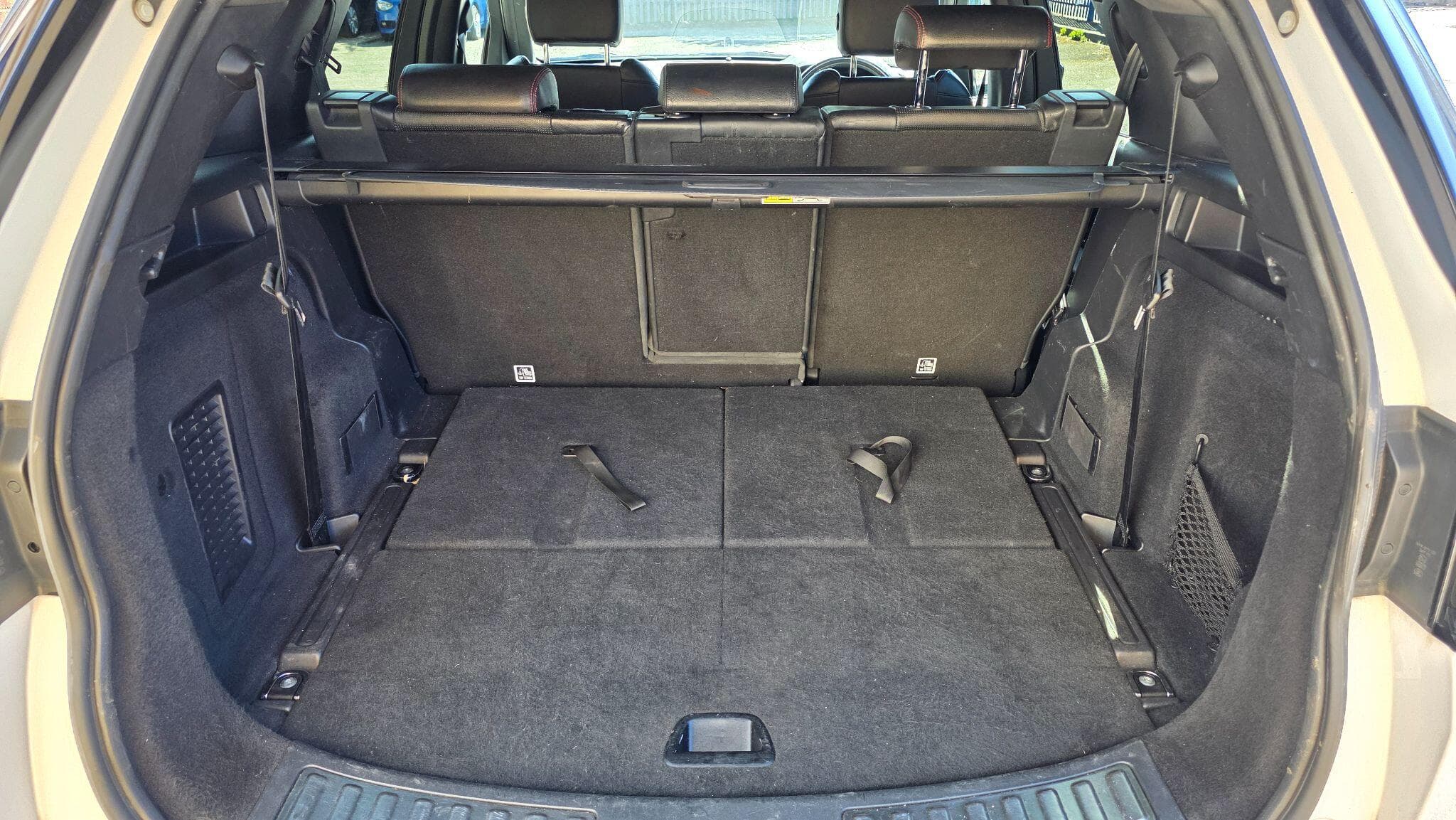 2020 Land Rover Discovery Sport - Thumbnail 18