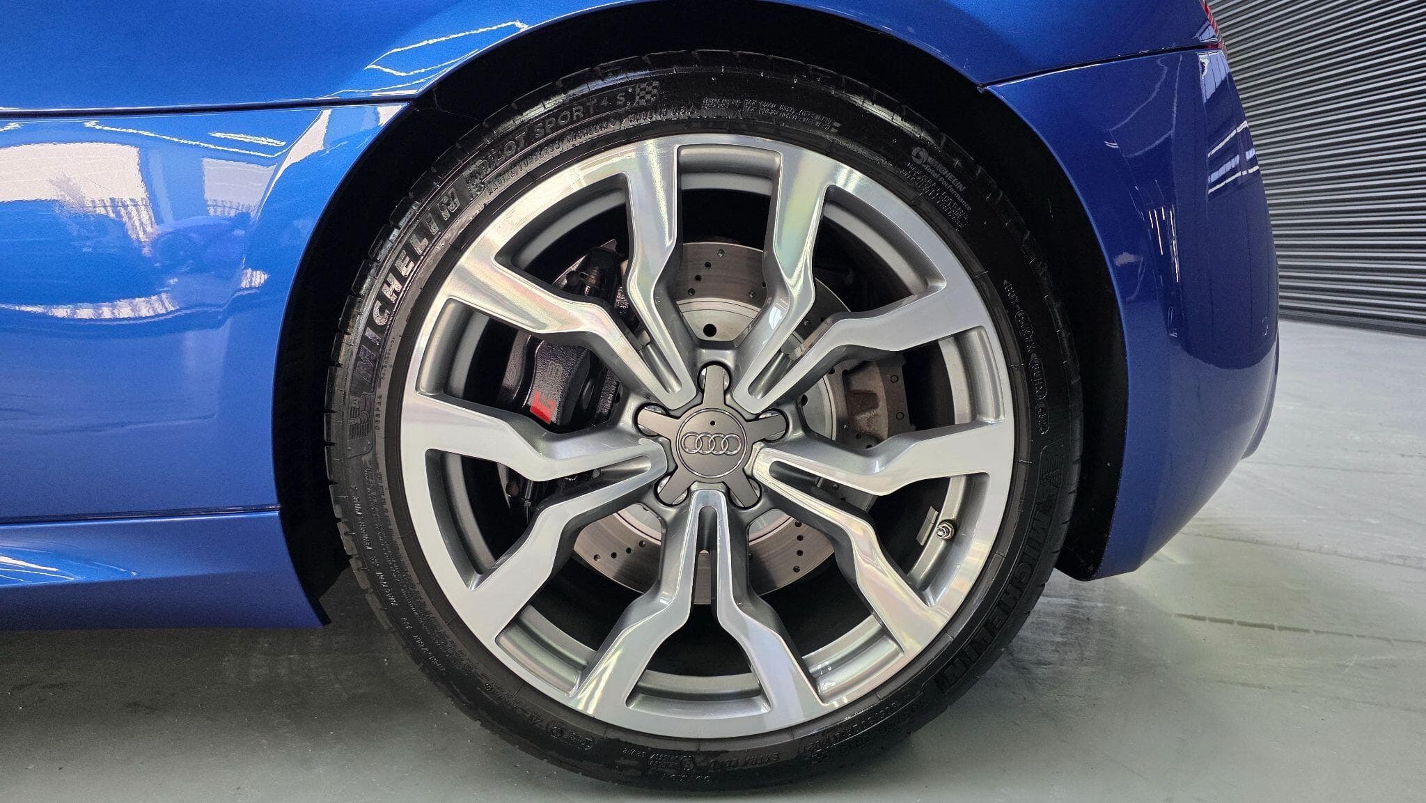 2014 Audi R8 - Thumbnail 20