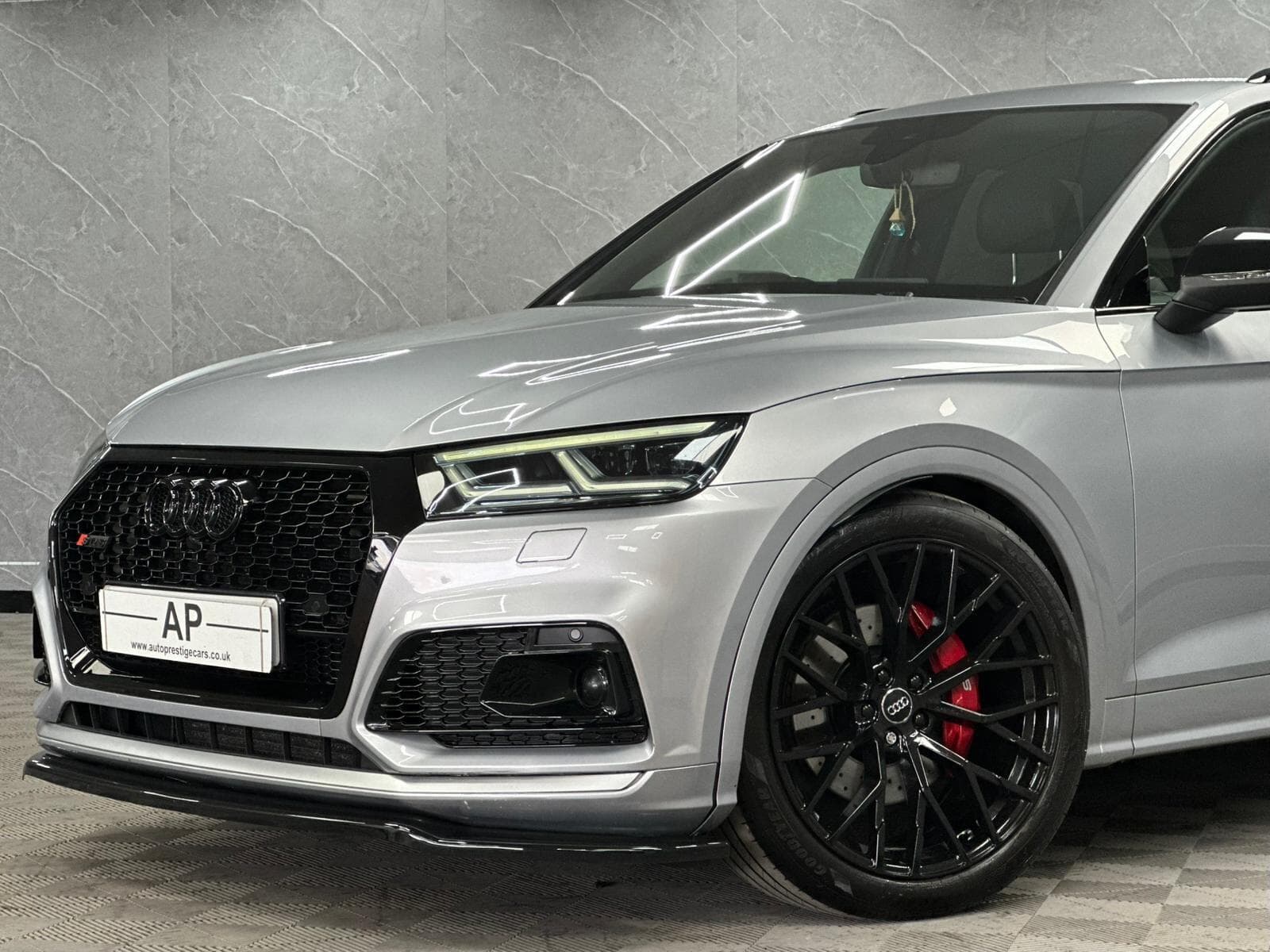 2017 Audi SQ5 - Thumbnail 19