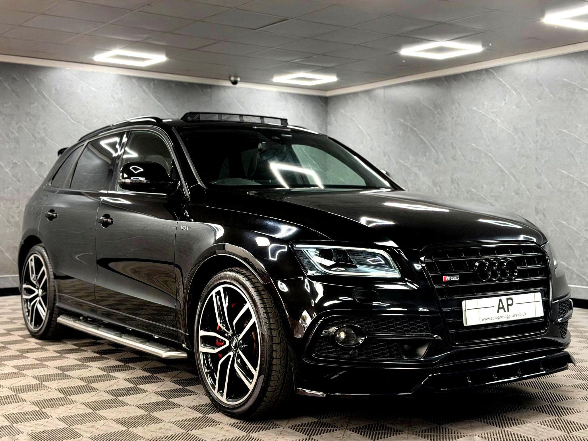 2016 Audi SQ5 - Thumbnail 24