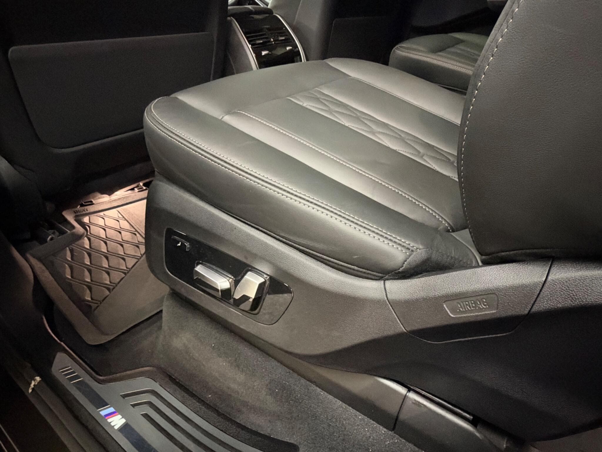 2024 BMW X7 - Thumbnail 52