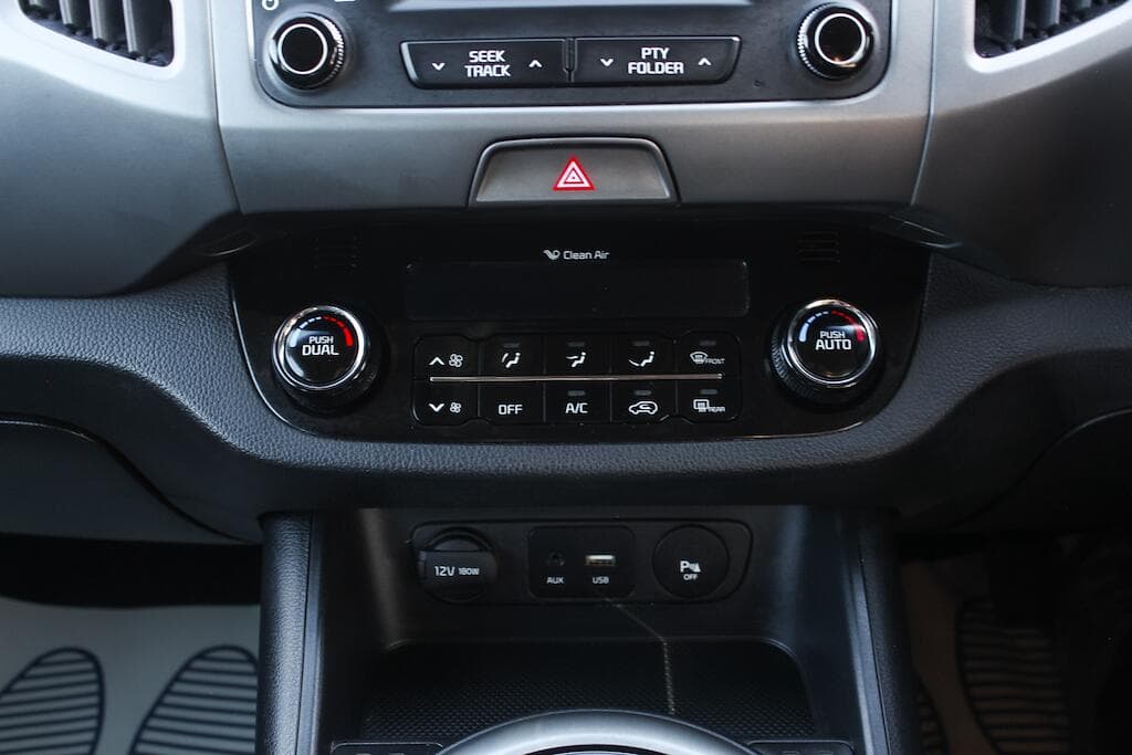 2015 Kia Sportage - Thumbnail 39