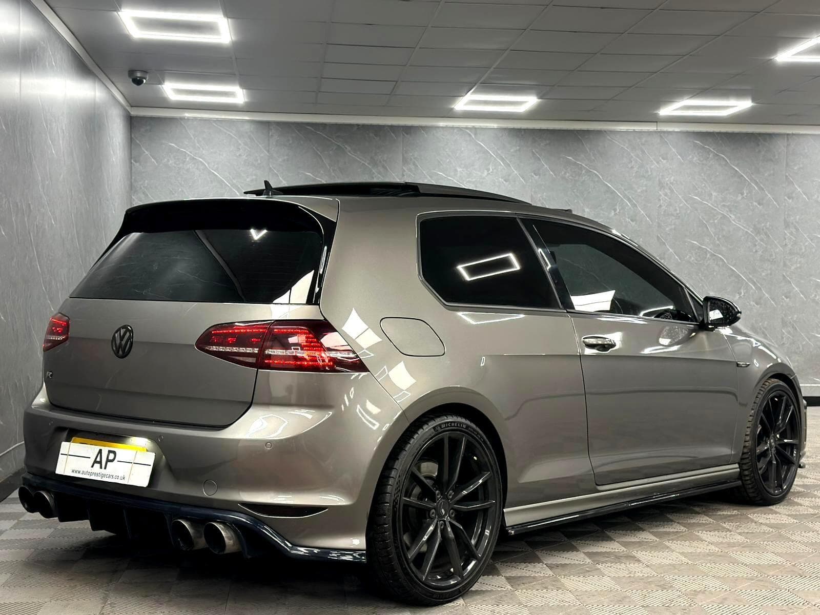 2015 Volkswagen Golf - Thumbnail 29