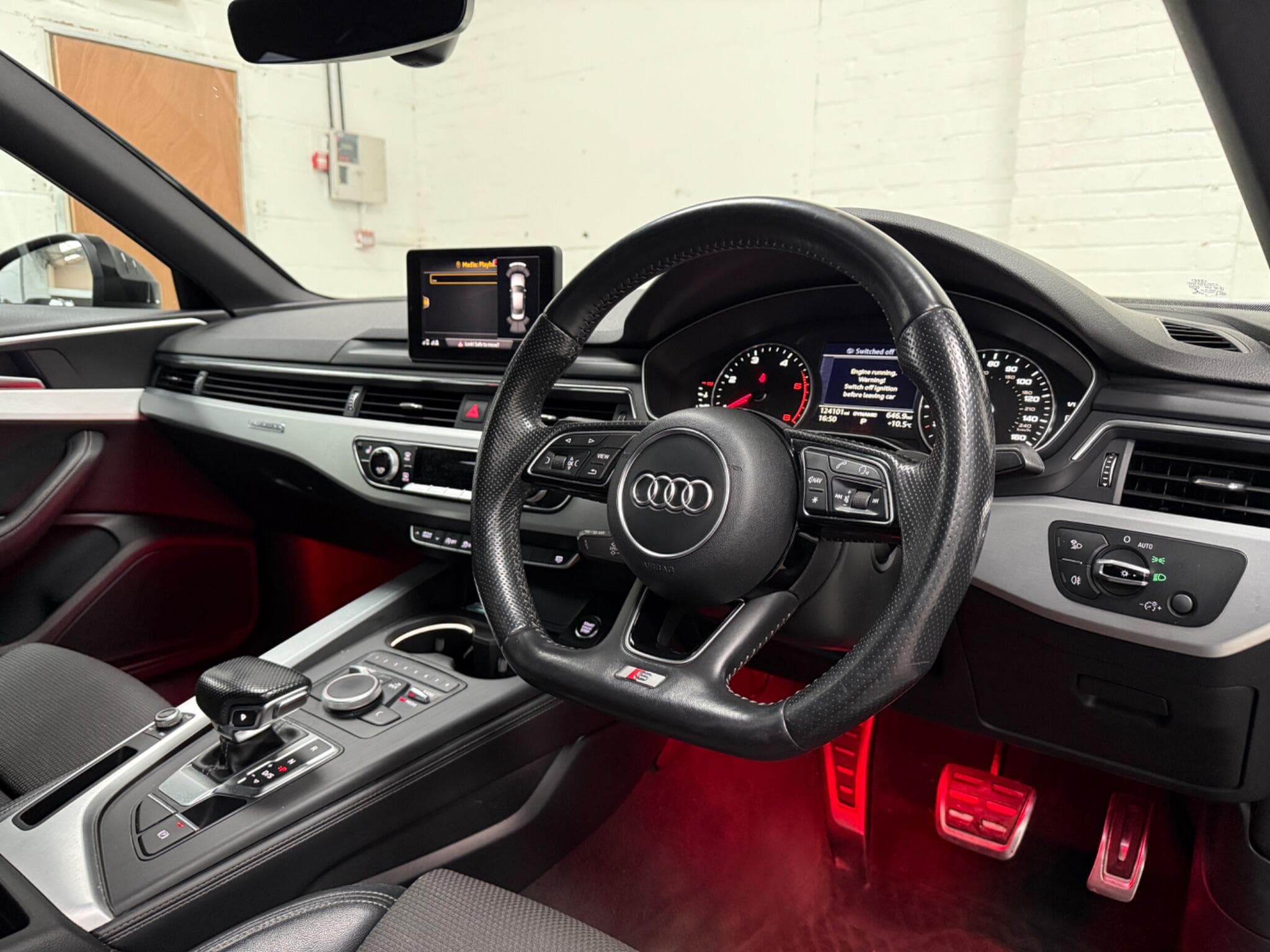 2017 Audi A4 - Thumbnail 11