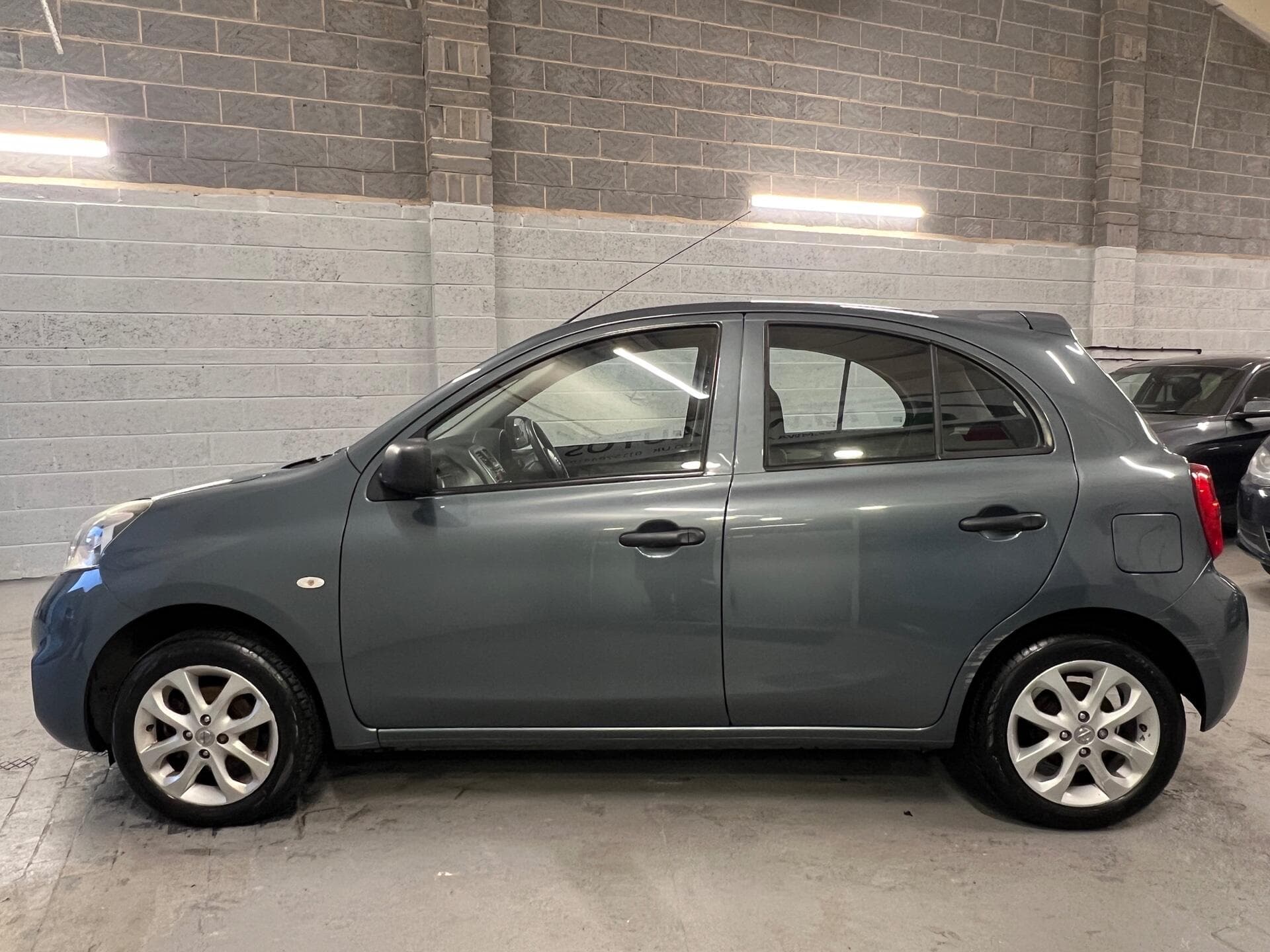 2016 Nissan Micra - Thumbnail 15