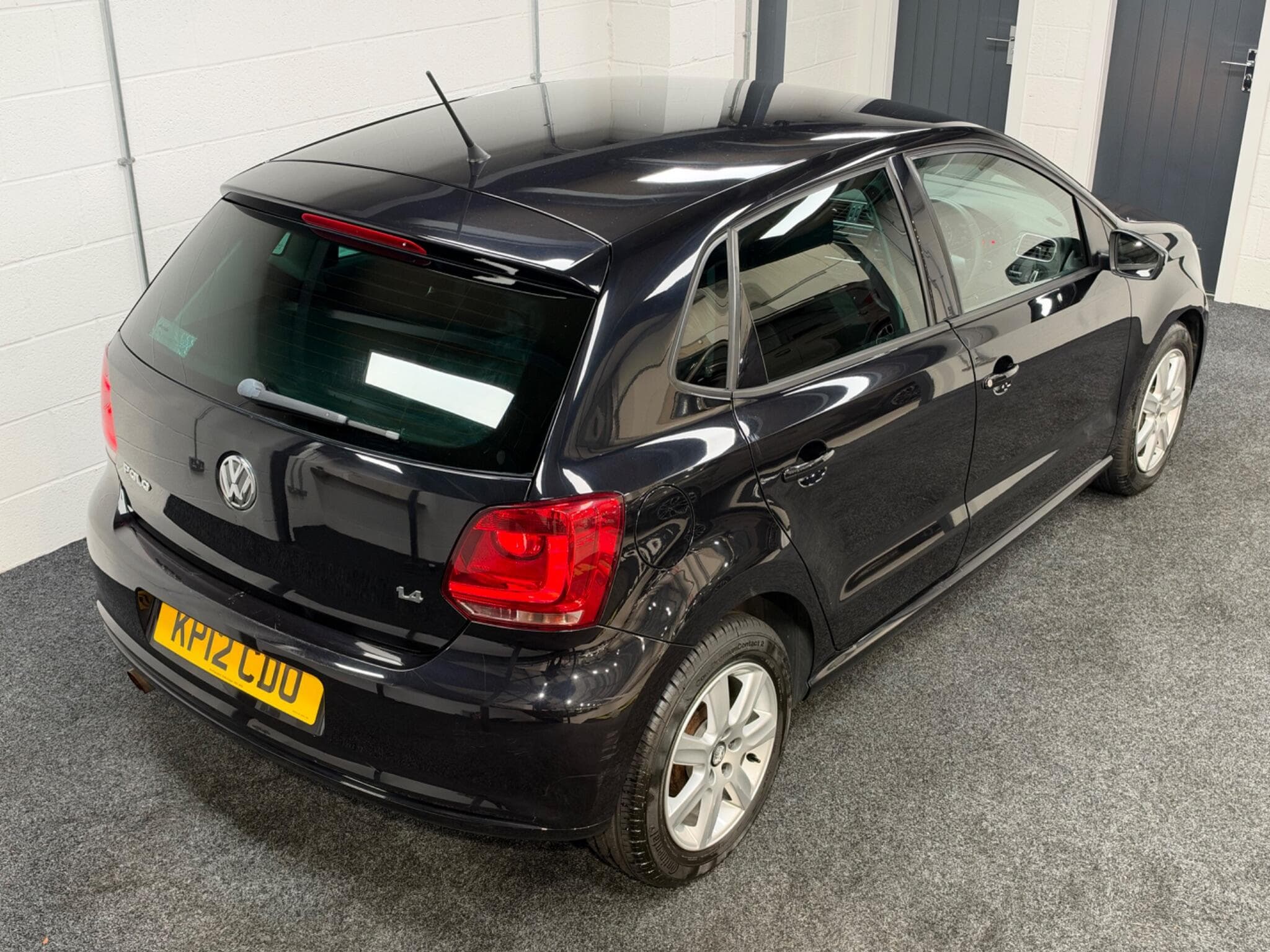 2012 Volkswagen Polo - Thumbnail 12