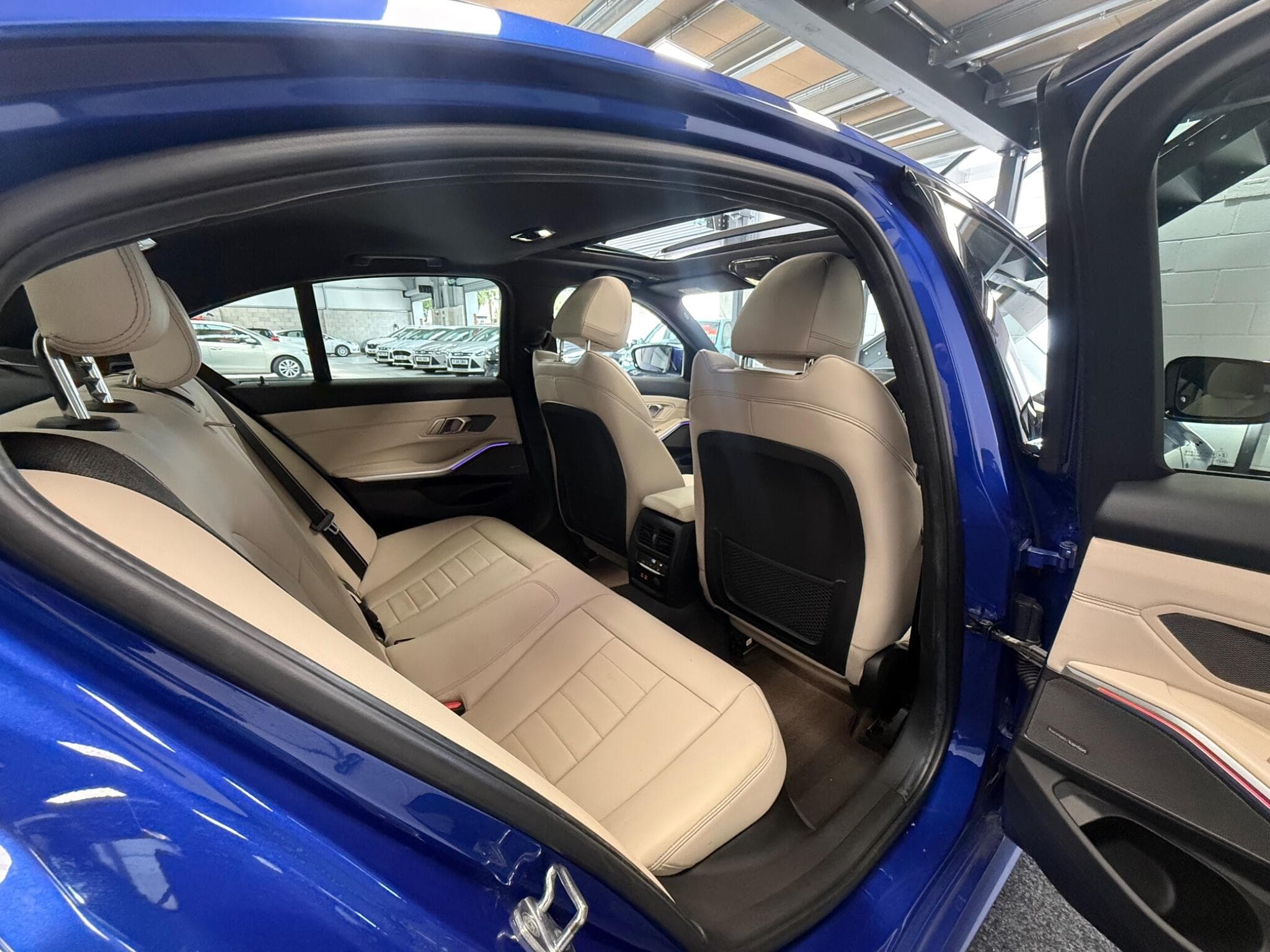 2019 BMW 3 Series - Thumbnail 26