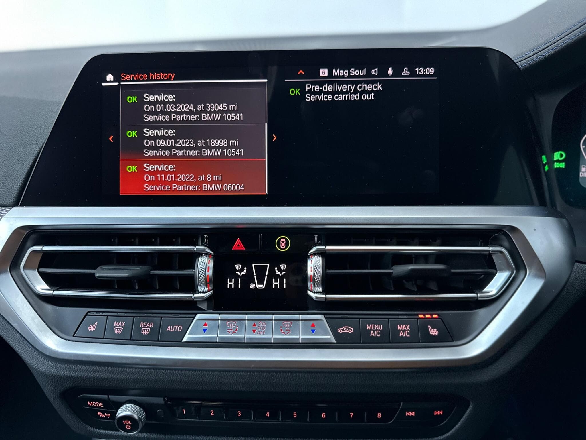 2021 BMW 3 Series - Thumbnail 22