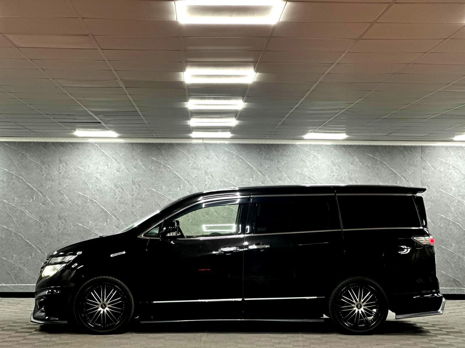 2015 Nissan Elgrand - Thumbnail 20