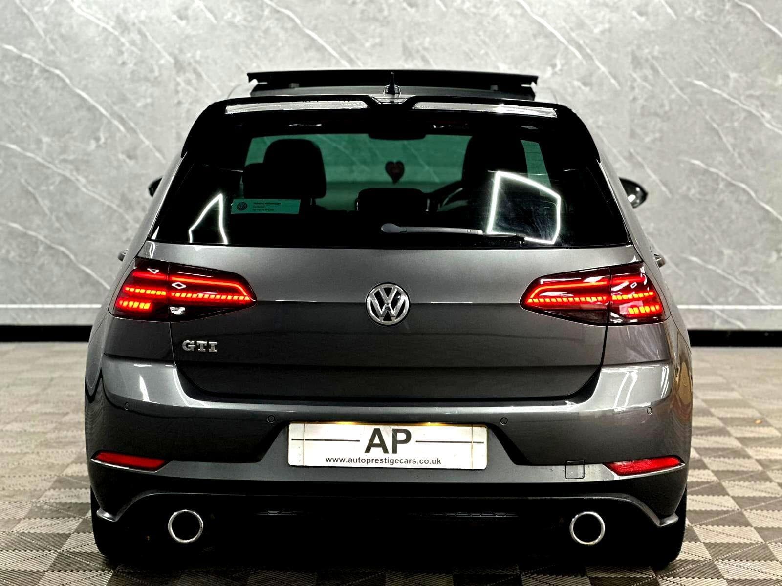 2018 Volkswagen Golf - Thumbnail 28