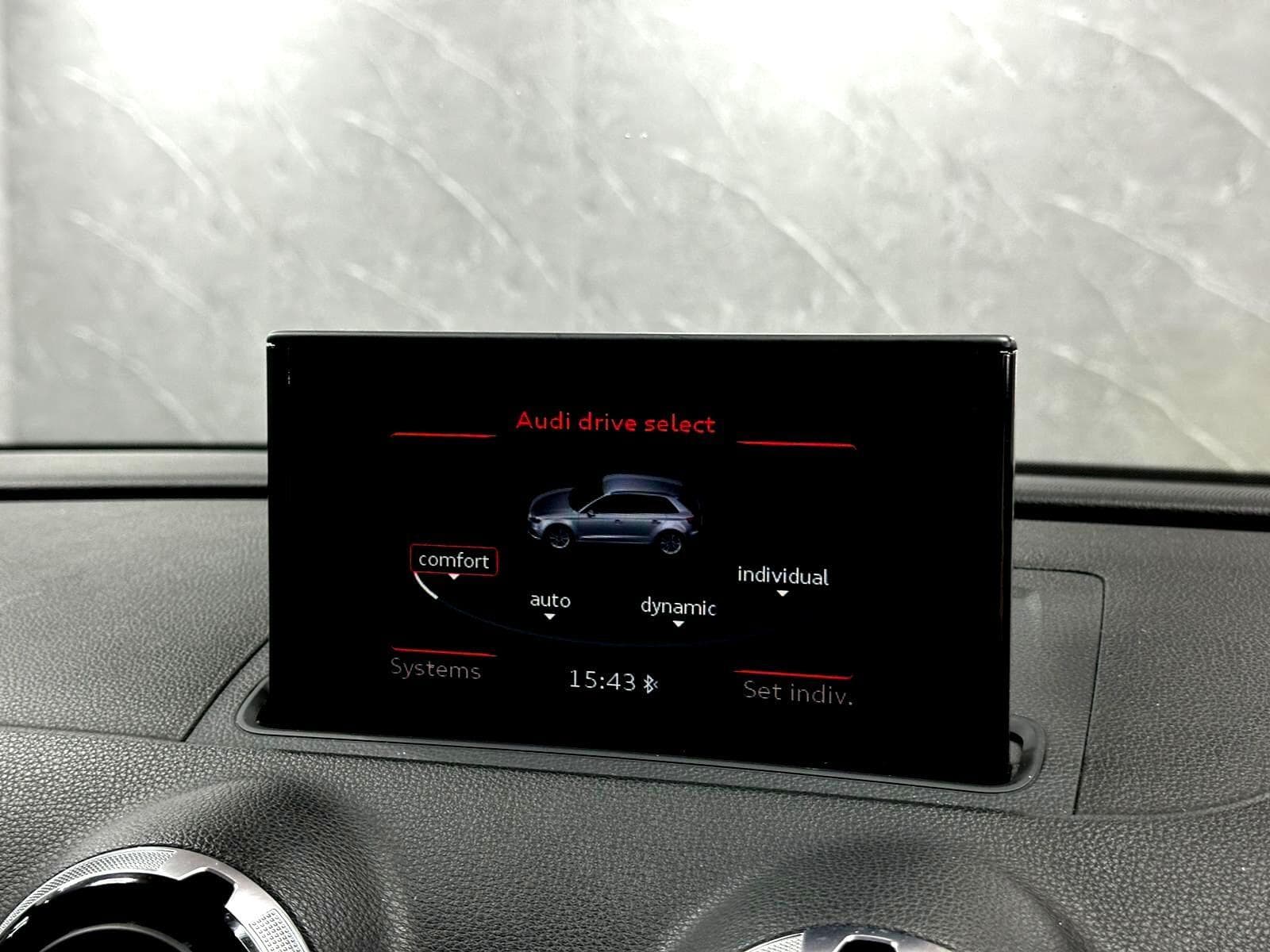 2016 Audi RS3 - Thumbnail 57