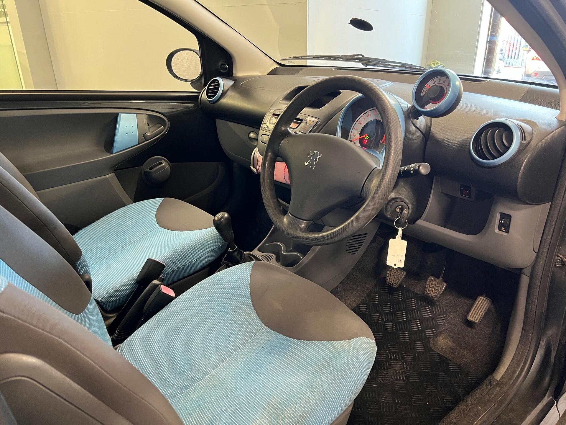 2008 Peugeot 107 - Thumbnail 17