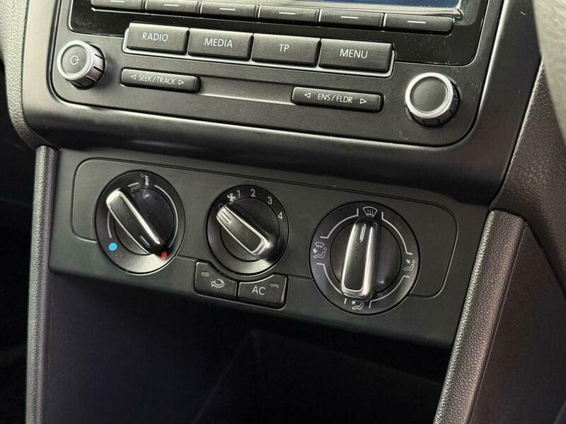 2014 Volkswagen Polo - Thumbnail 17
