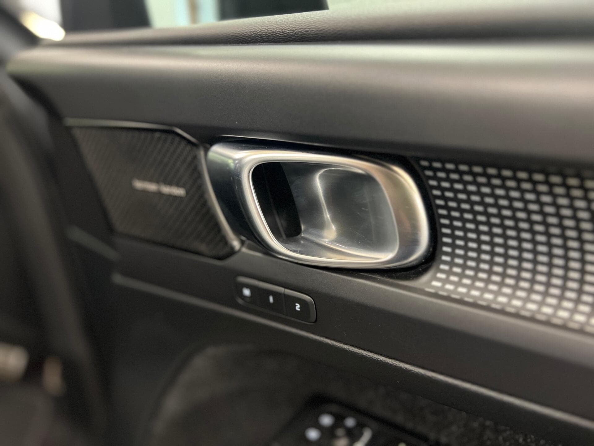 2018 Volvo XC40 - Thumbnail 31