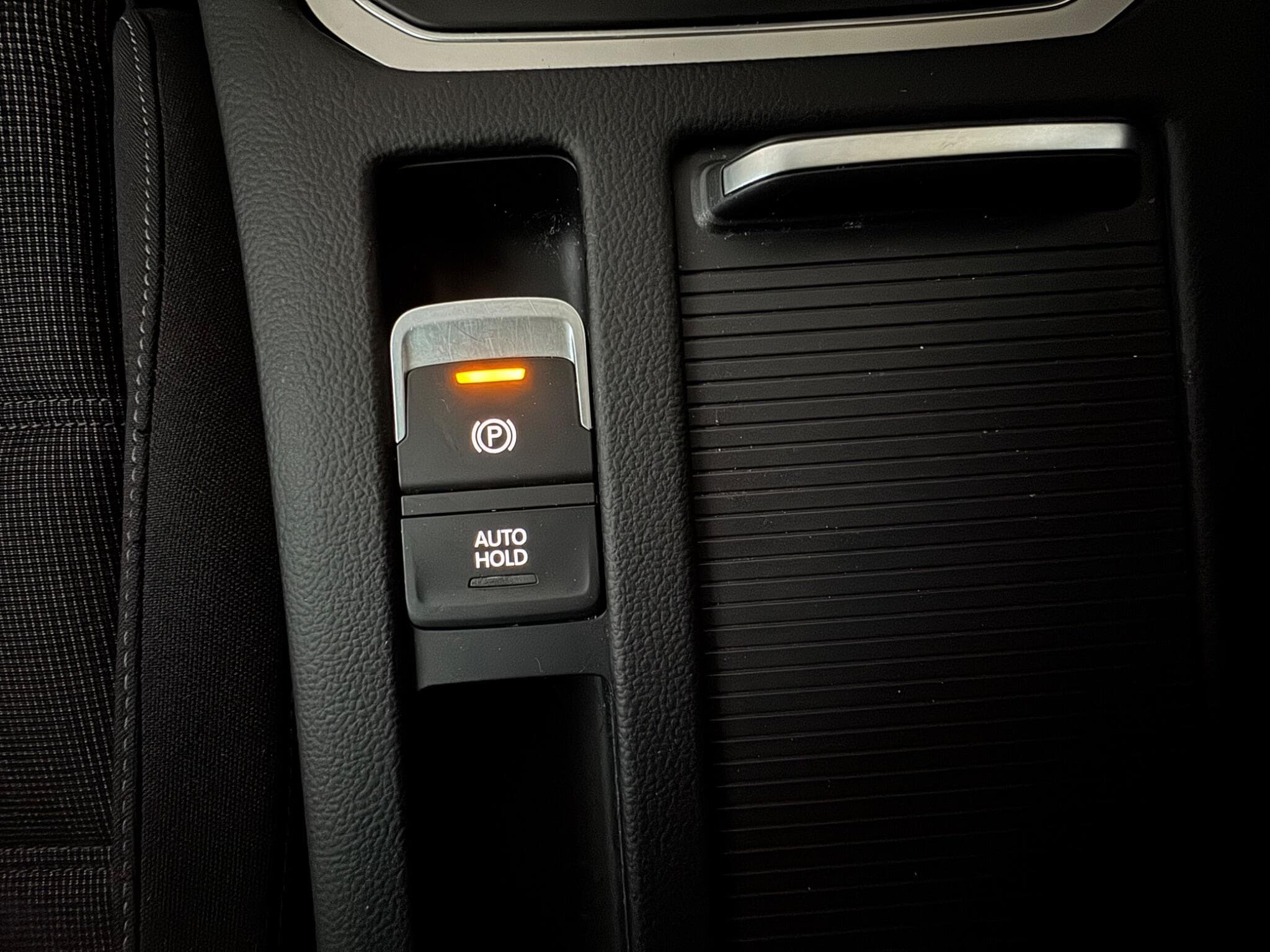 2015 Volkswagen Passat - Thumbnail 18