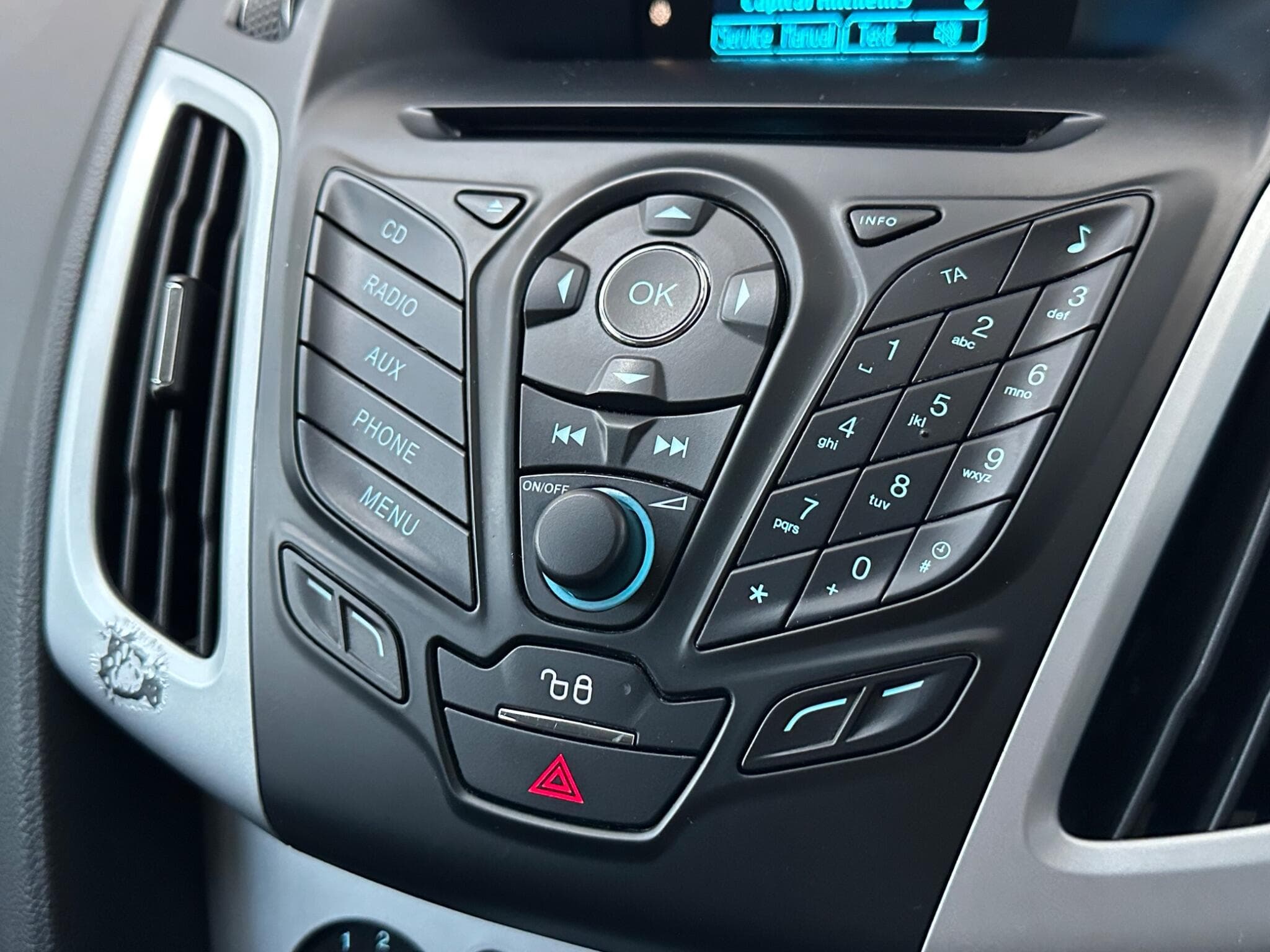 2014 Ford Focus - Thumbnail 14