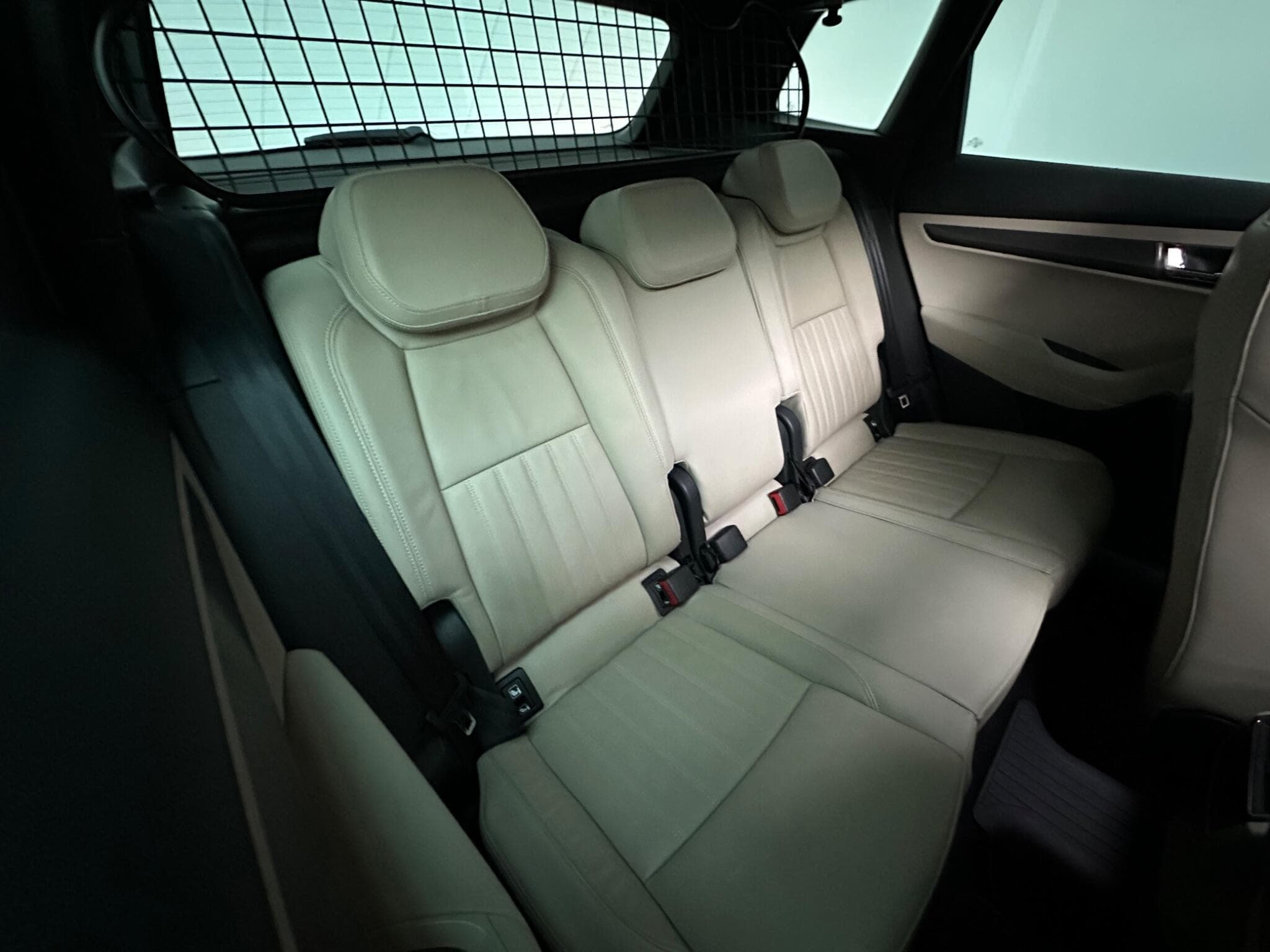 2018 Skoda Karoq - Thumbnail 10