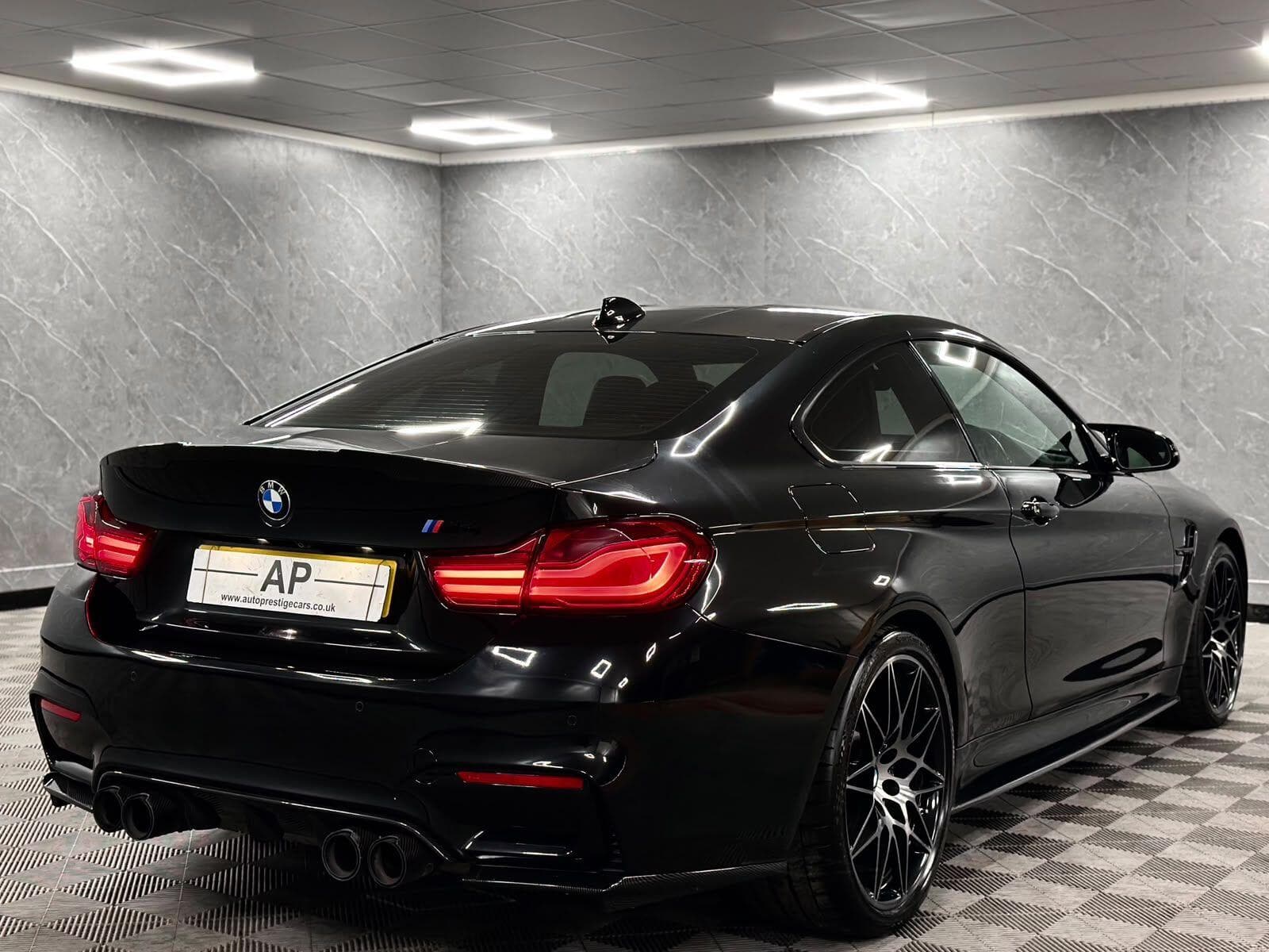 2017 BMW M4 - Thumbnail 49