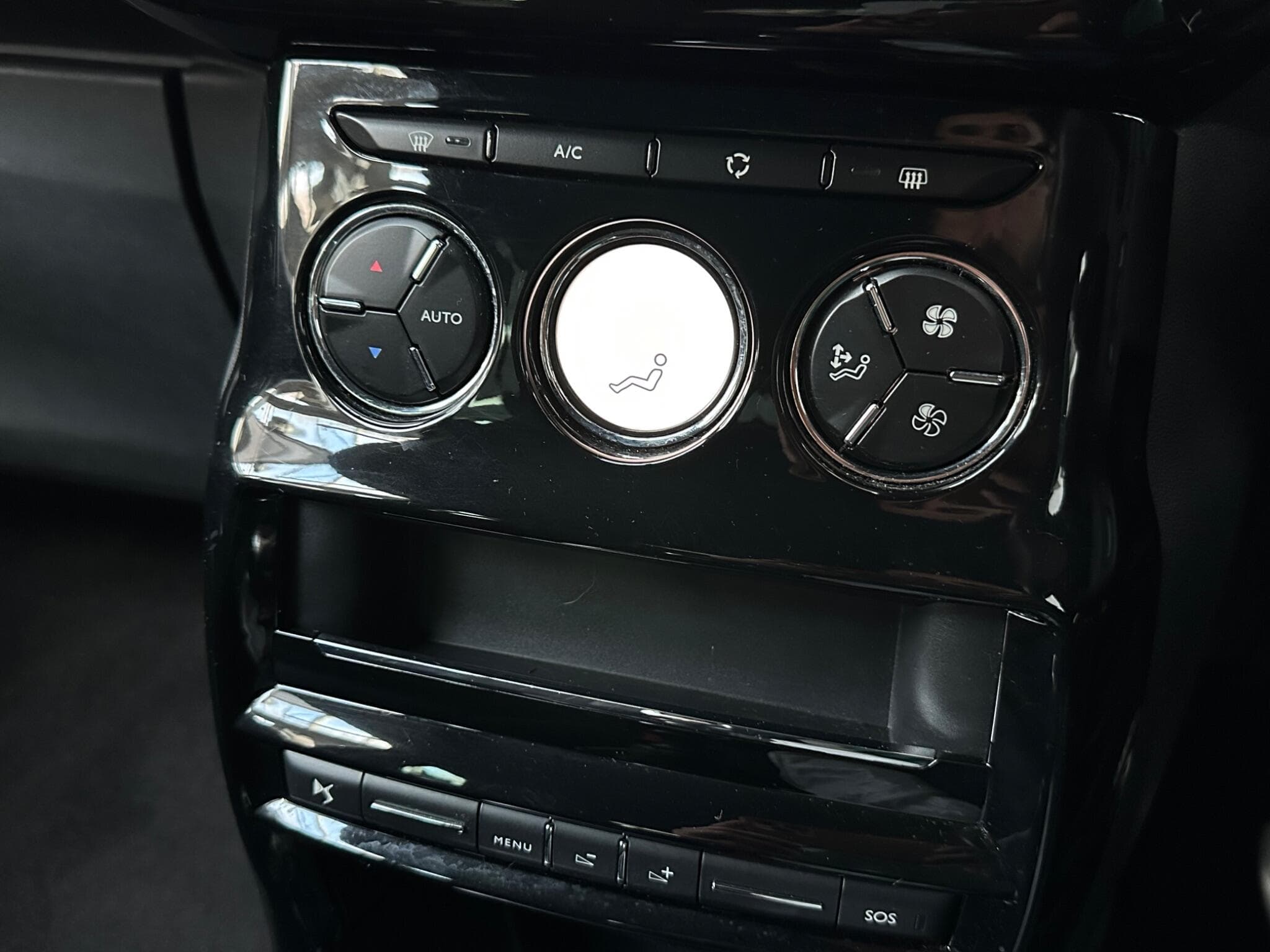 2018 DS AUTOMOBILES DS 3 - Thumbnail 17