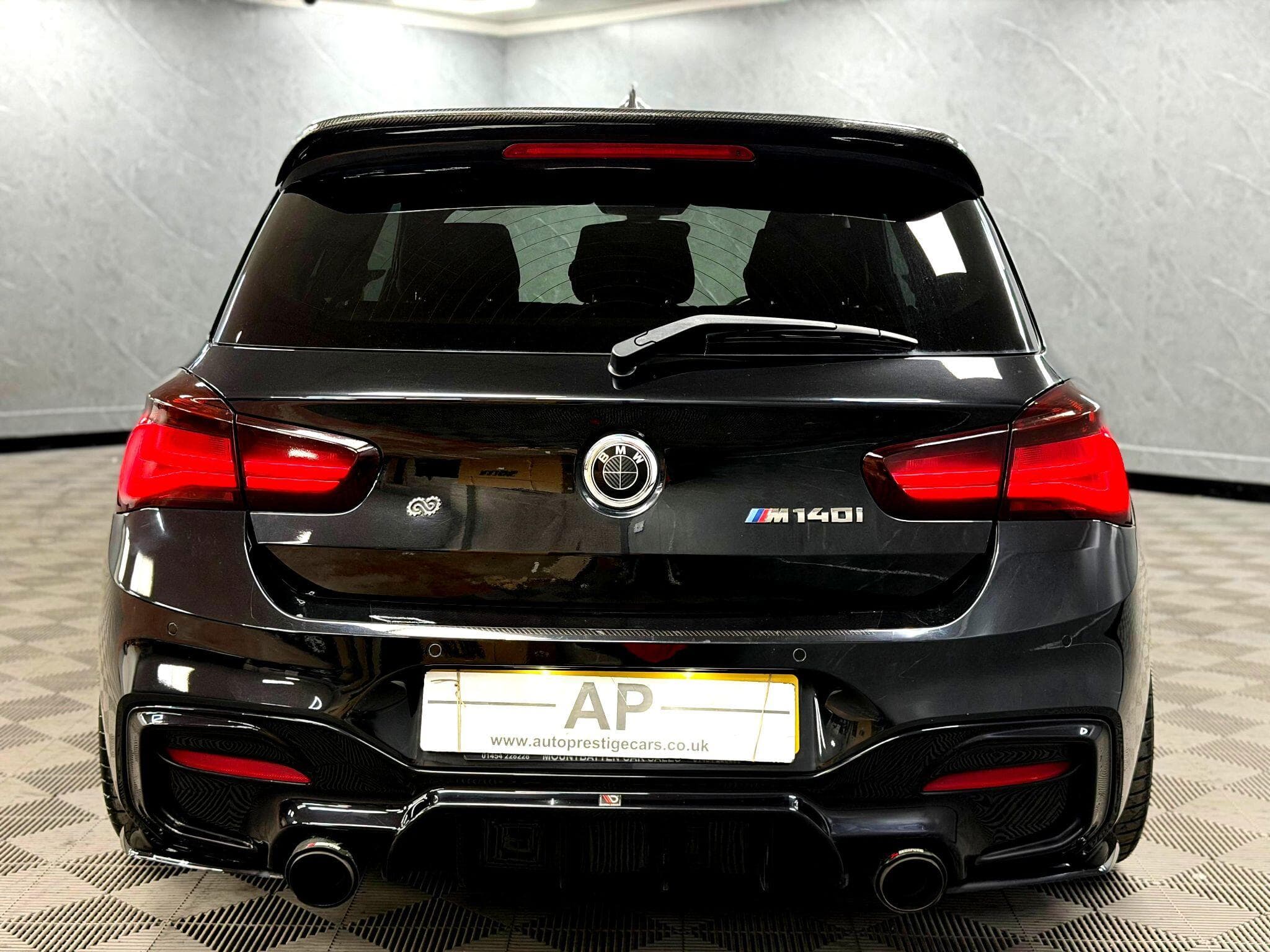 2018 BMW 1 Series - Thumbnail 22