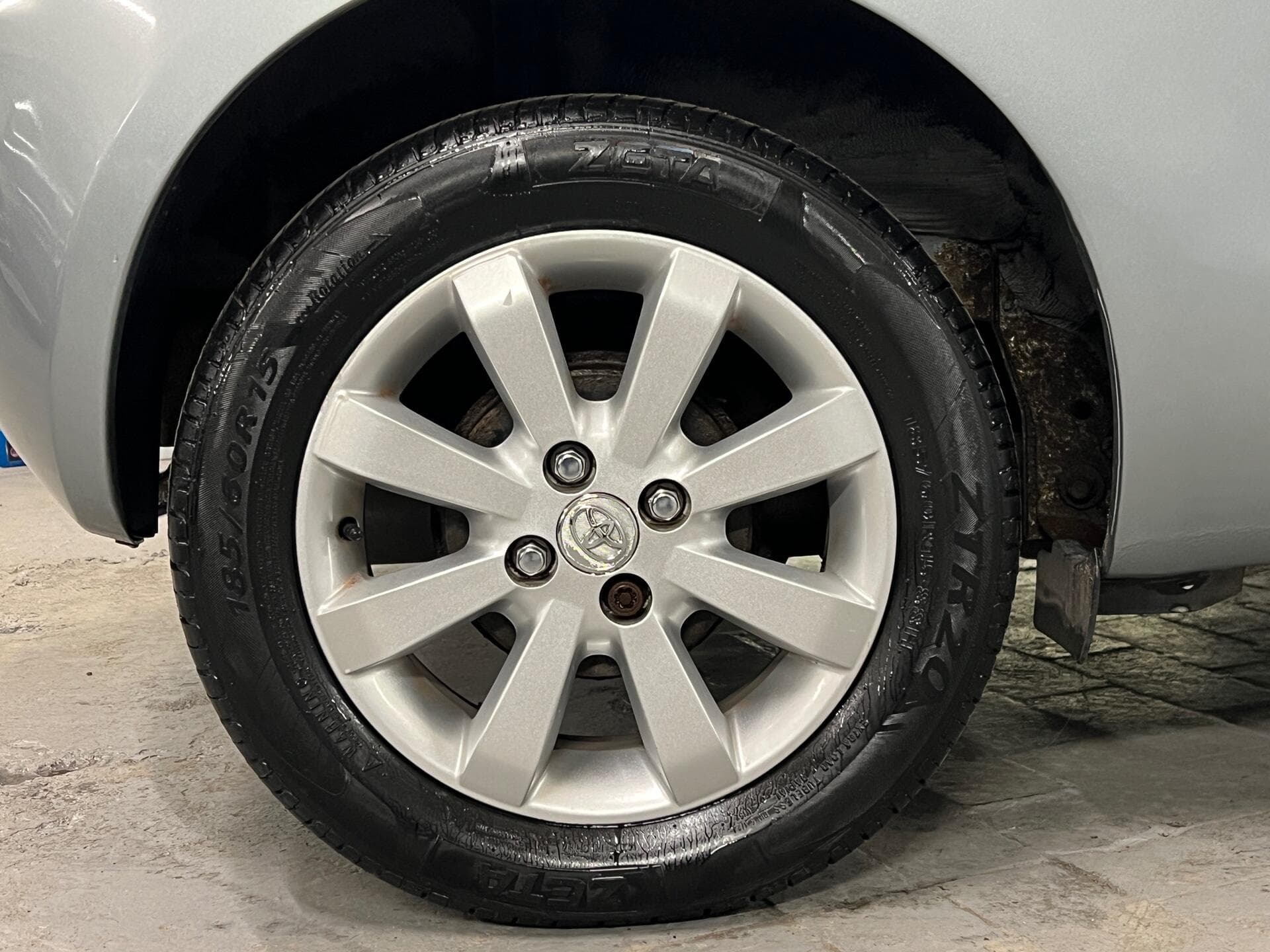 2008 Toyota Yaris - Thumbnail 16