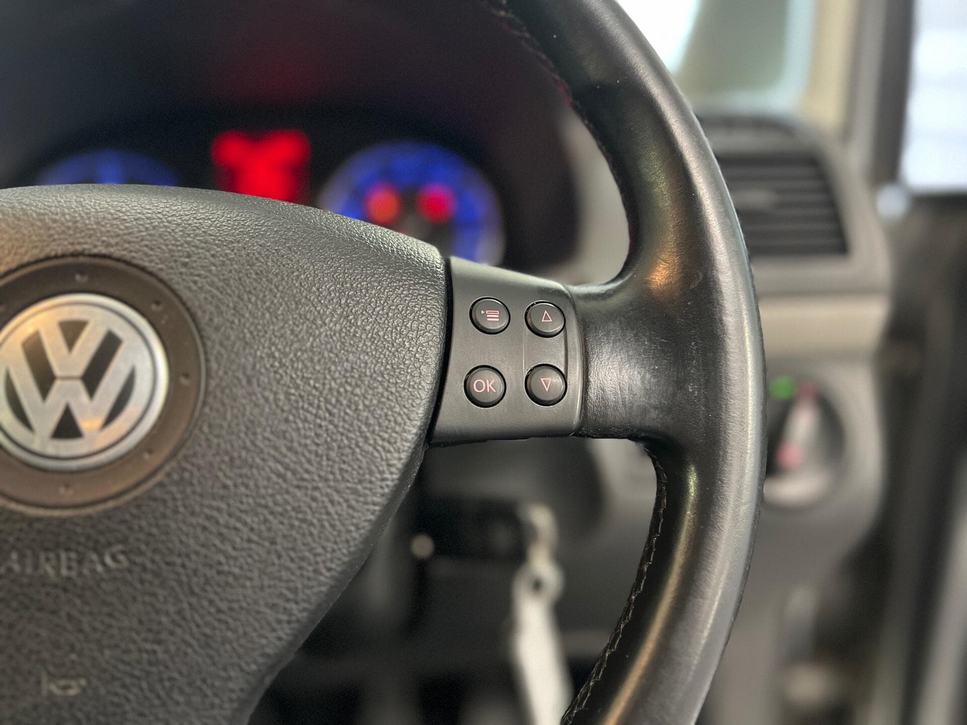 2010 Volkswagen Touran - Thumbnail 21