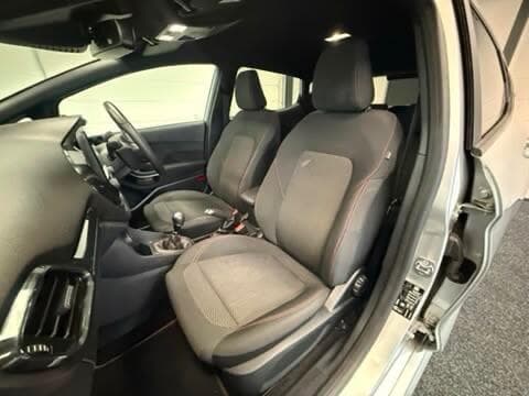 2021 Ford Fiesta - Thumbnail 39