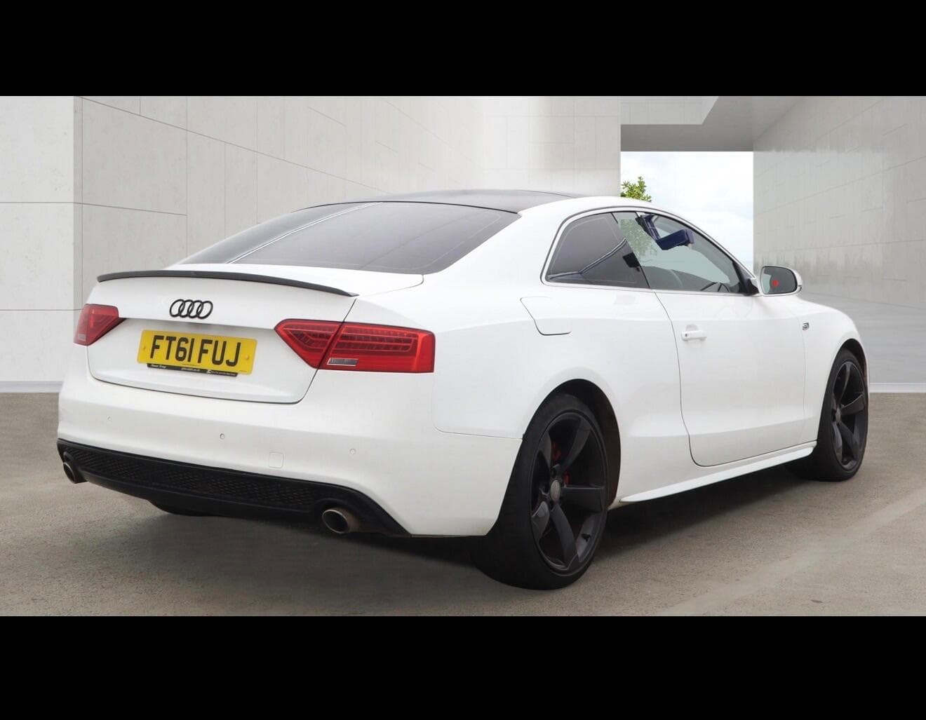 2011 Audi A5 - Thumbnail 4