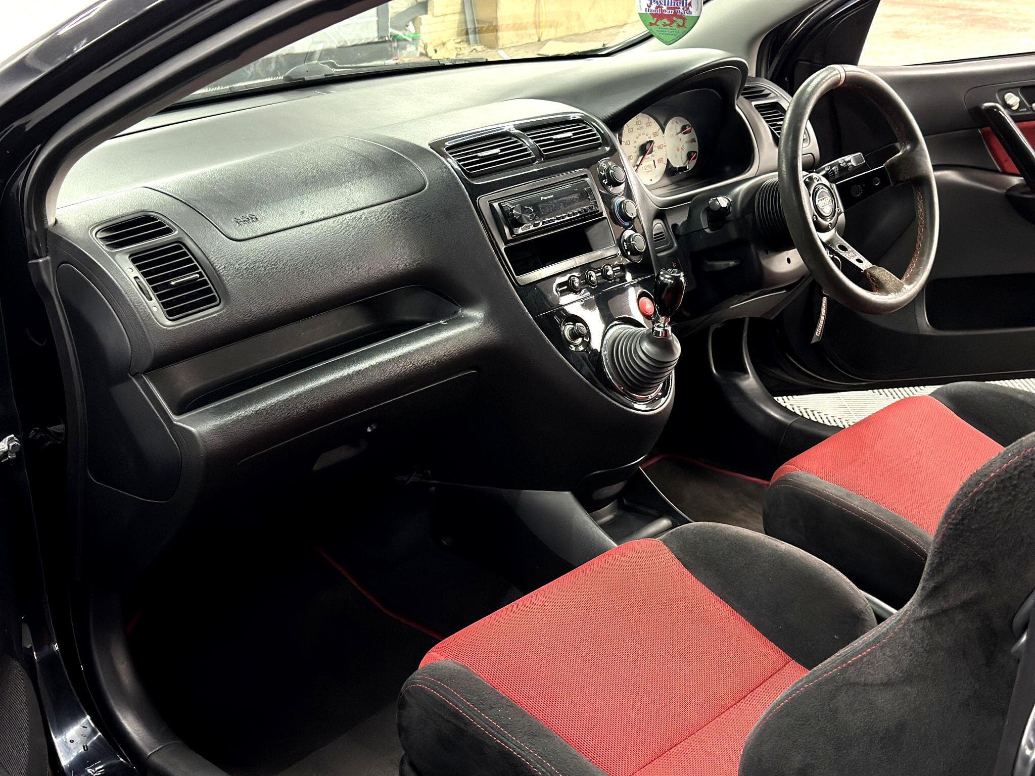 2005 Honda Civic - Thumbnail 28