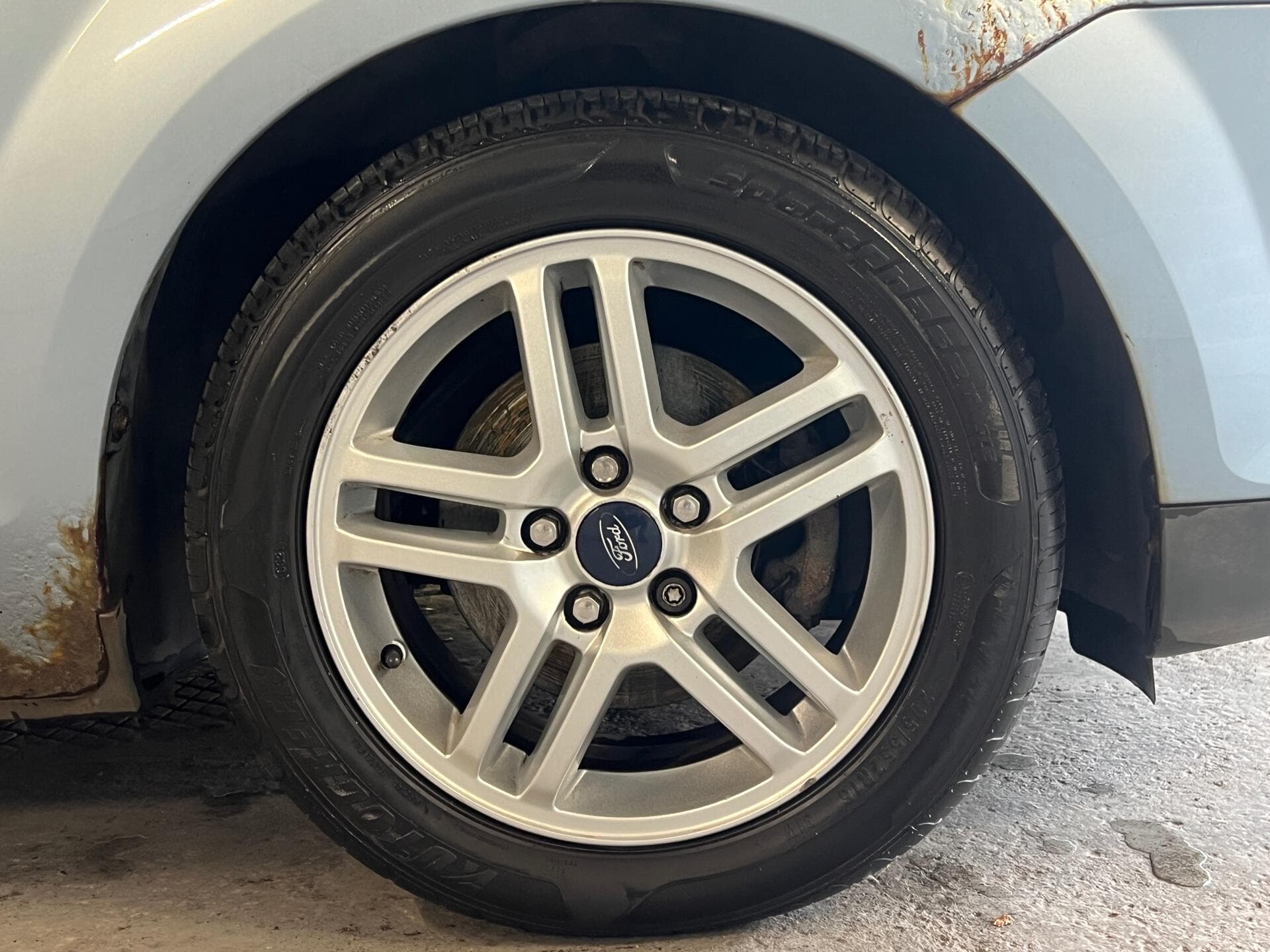 2007 Ford Focus - Thumbnail 14