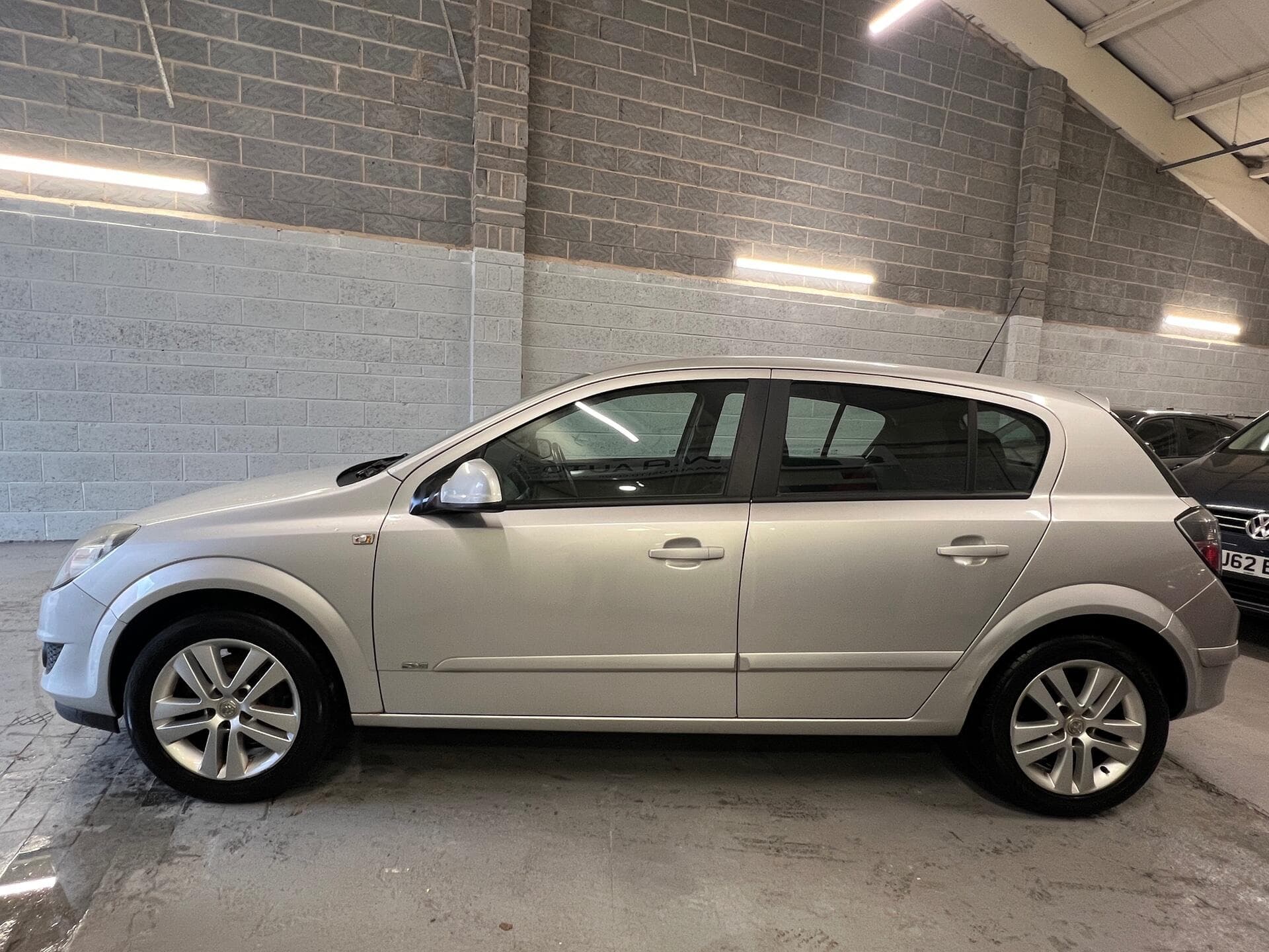 2009 Vauxhall Astra - Thumbnail 10