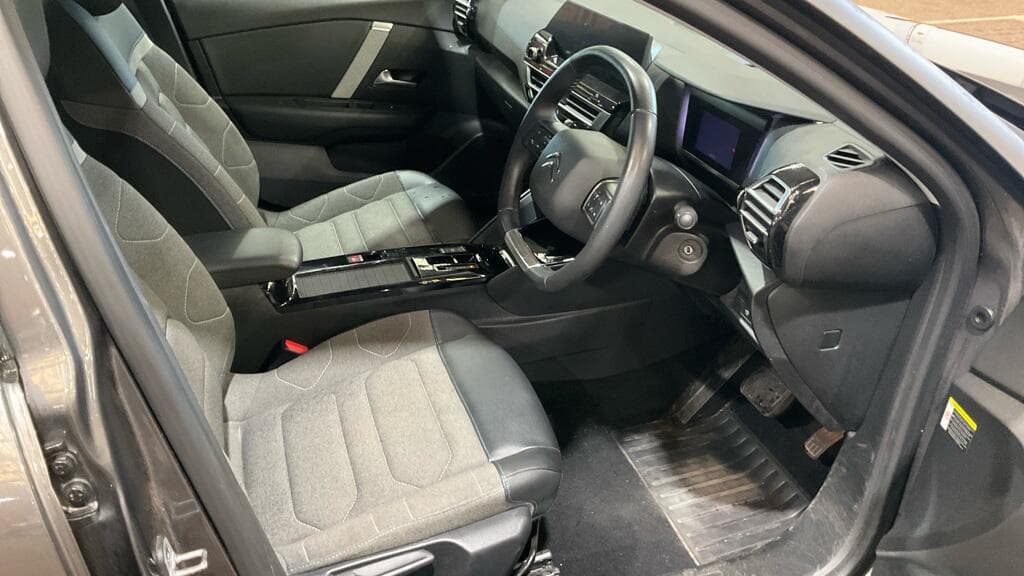 2021 Citroen C4 - Thumbnail 11