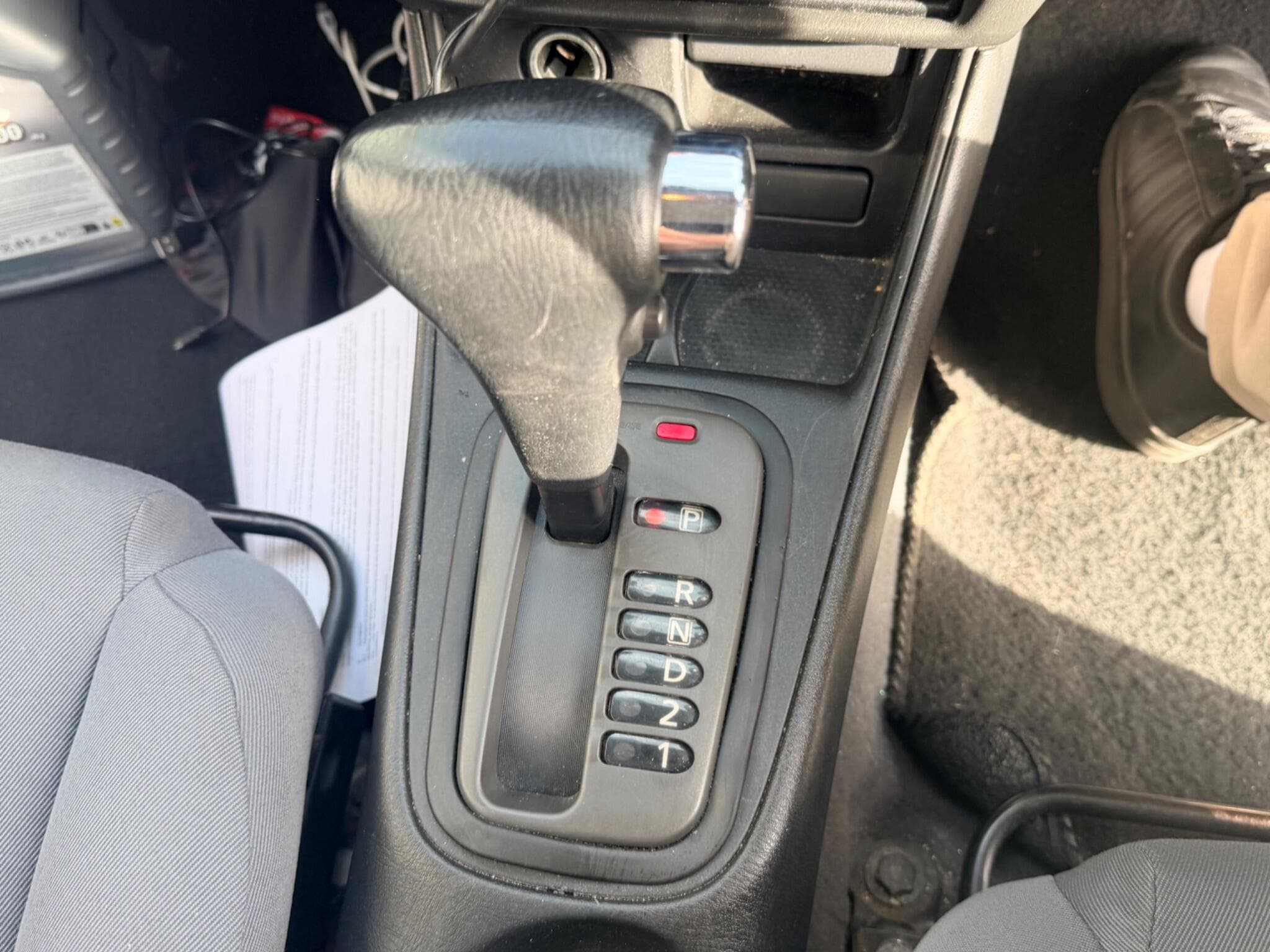 2005 Nissan Almera - Thumbnail 16