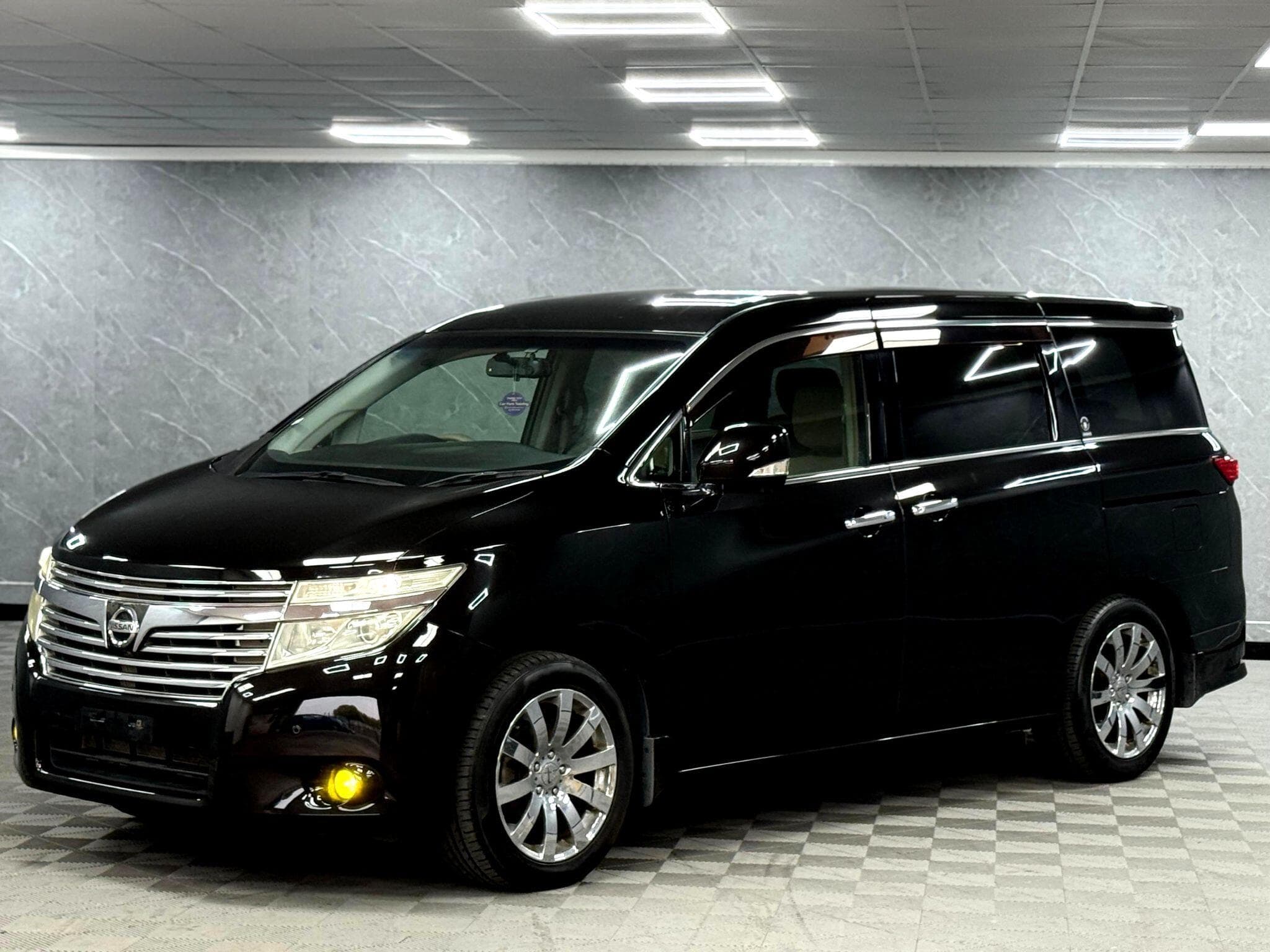 2011 Nissan Elgrand - Thumbnail 7