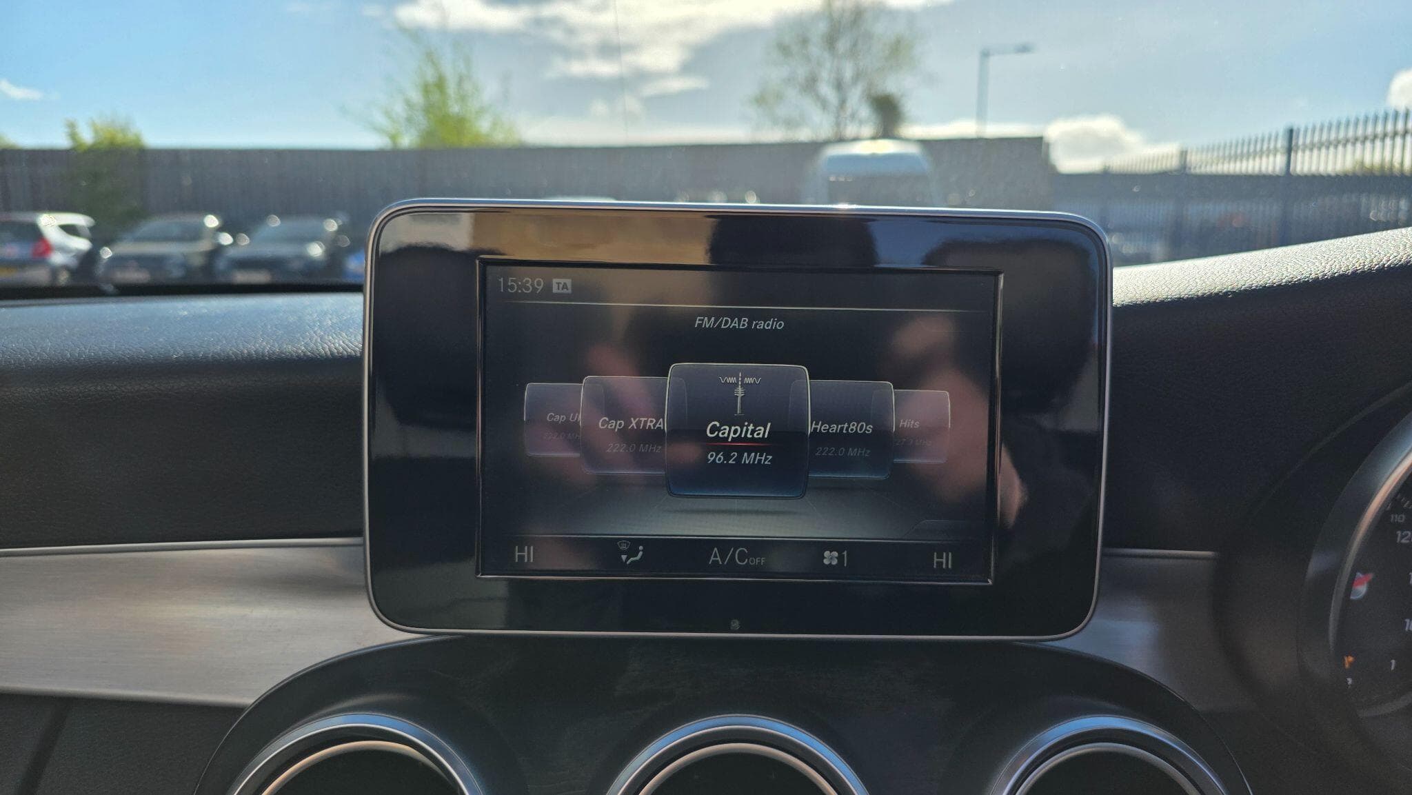 2016 Mercedes-Benz C Class - Thumbnail 28