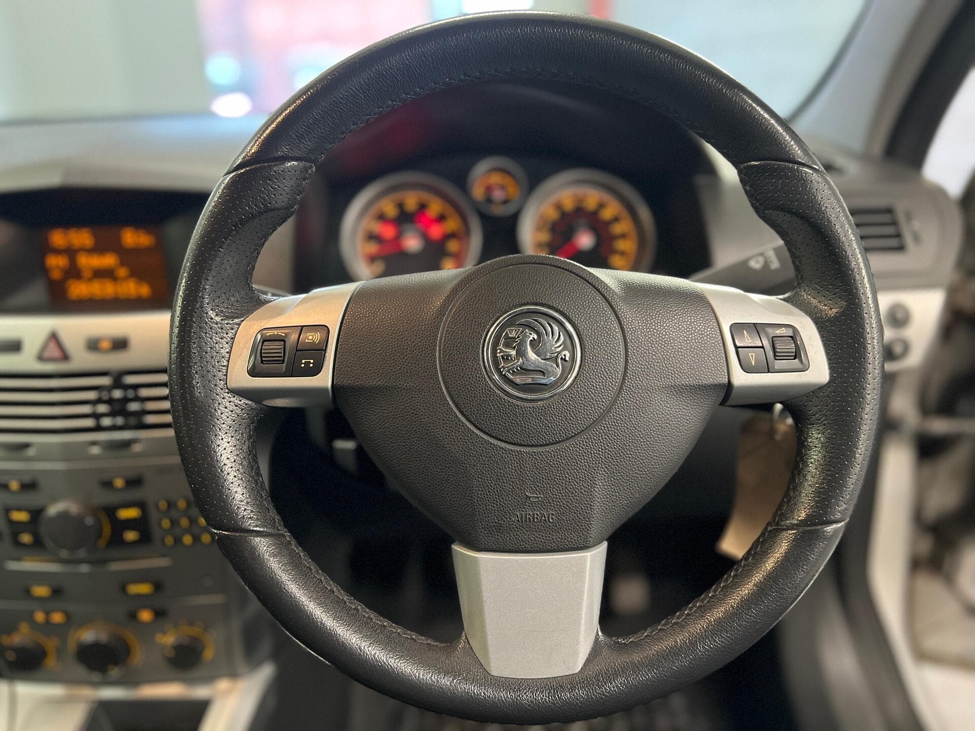 2009 Vauxhall Astra - Thumbnail 22