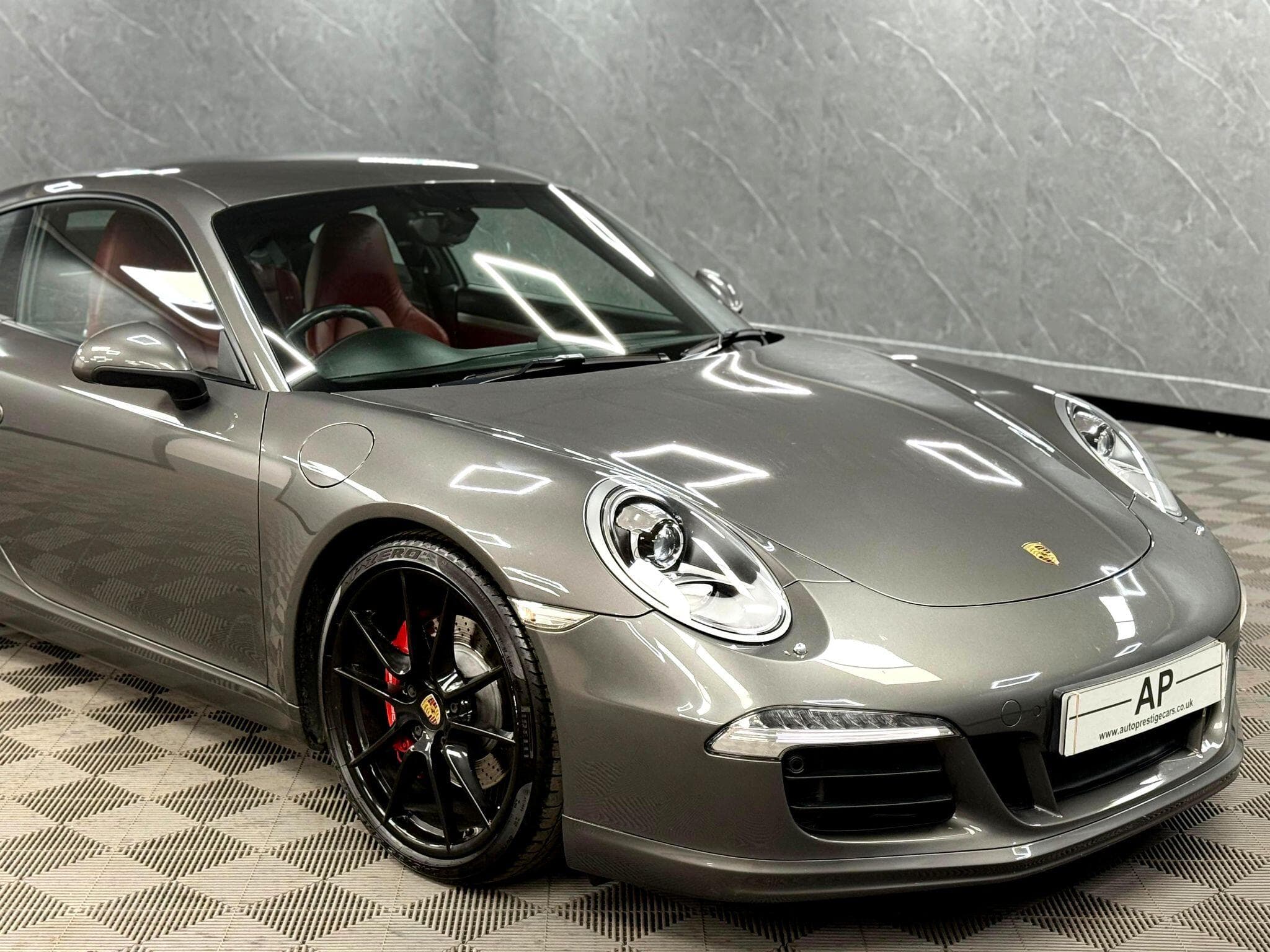 2015 Porsche 911 - Thumbnail 43