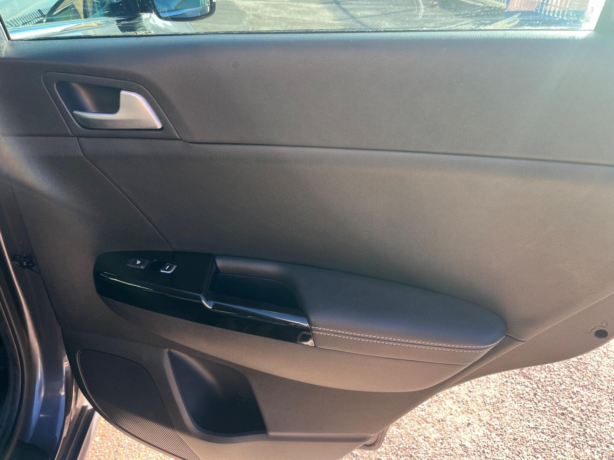 2017 Kia Sportage - Thumbnail 18