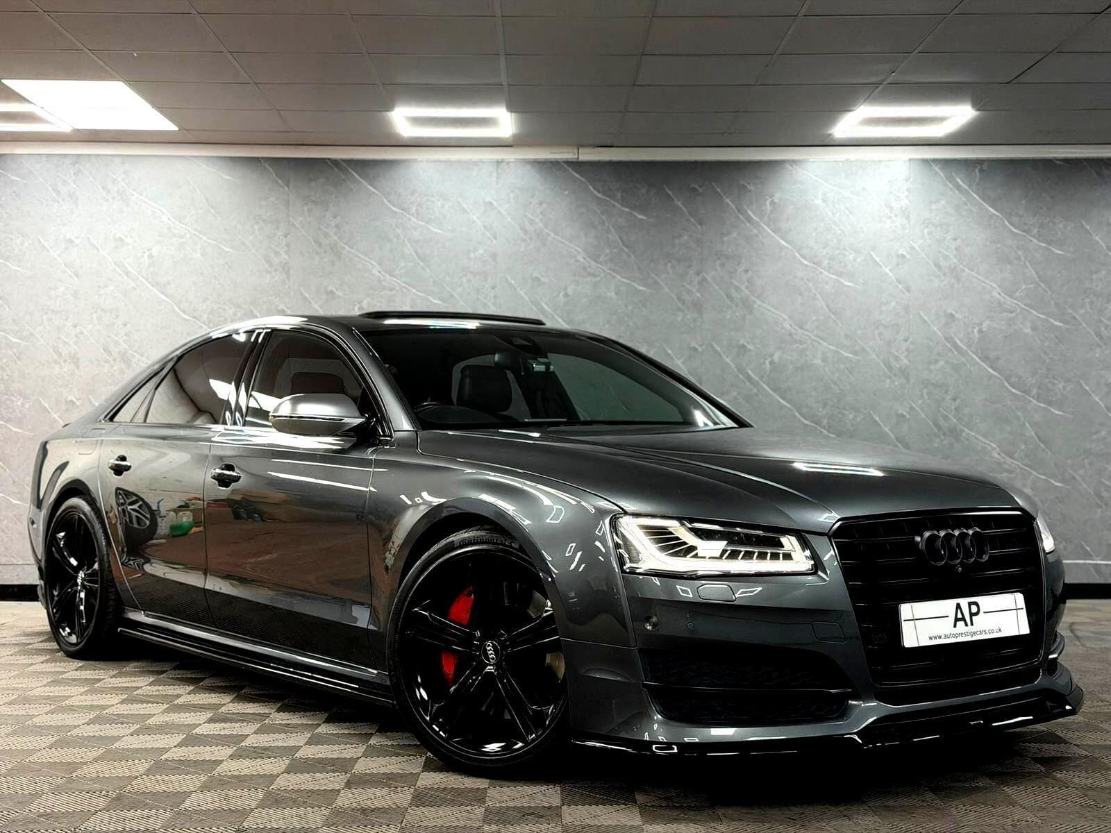 2015 Audi S8 - Main