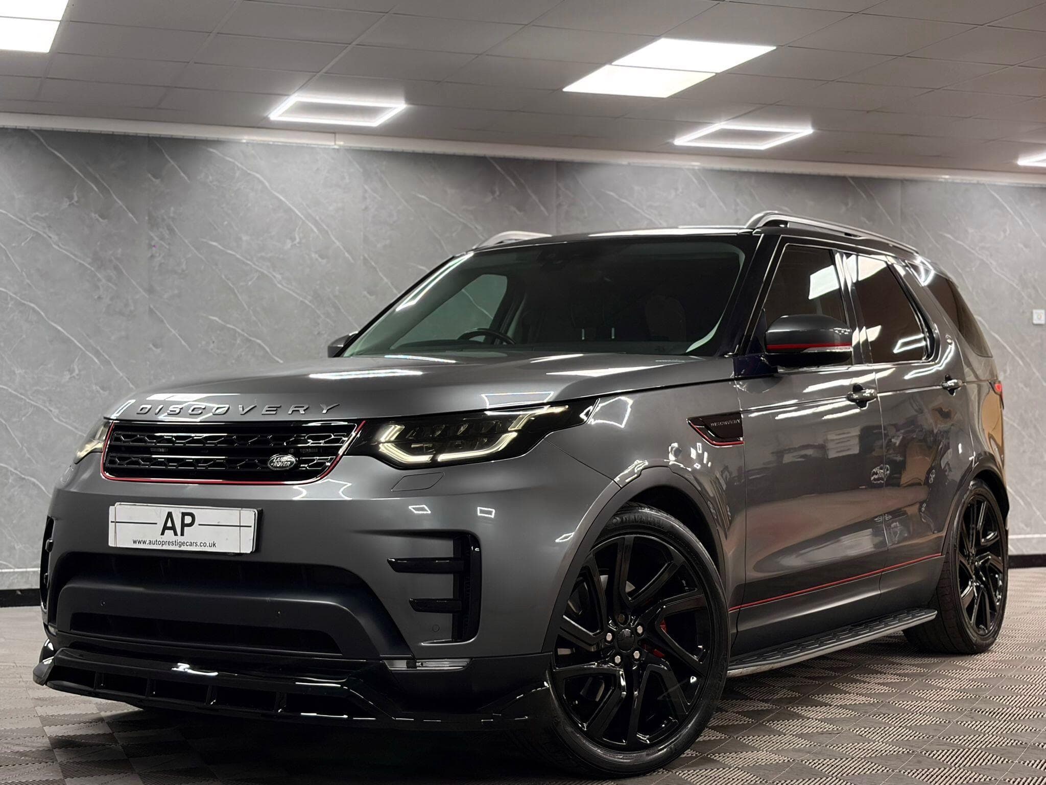 2017 Land Rover Discovery - Thumbnail 36