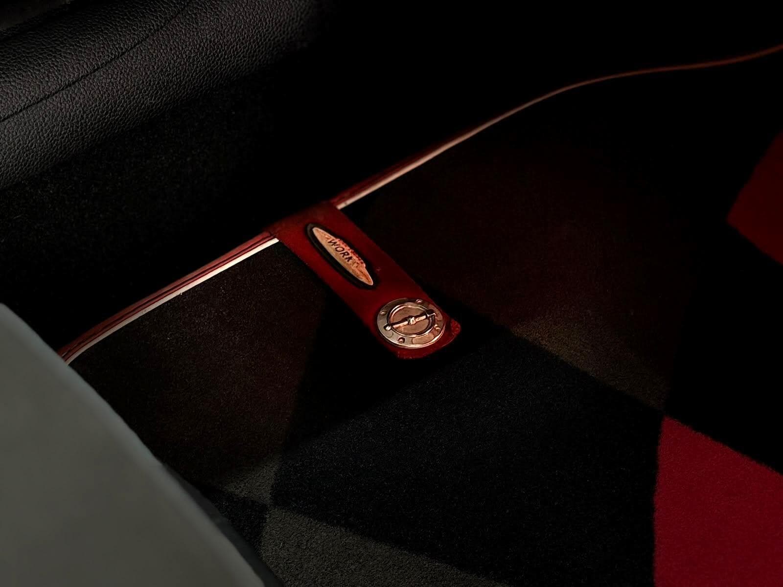 2015 MINI Hatch - Thumbnail 47