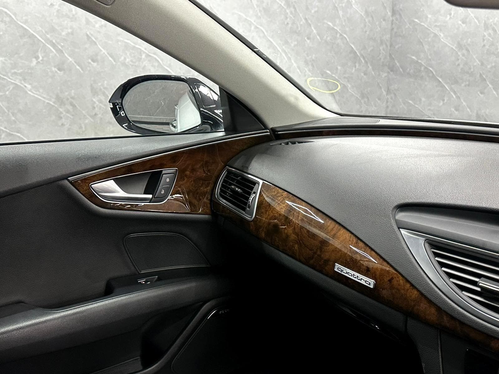 2017 Audi A7 - Thumbnail 4