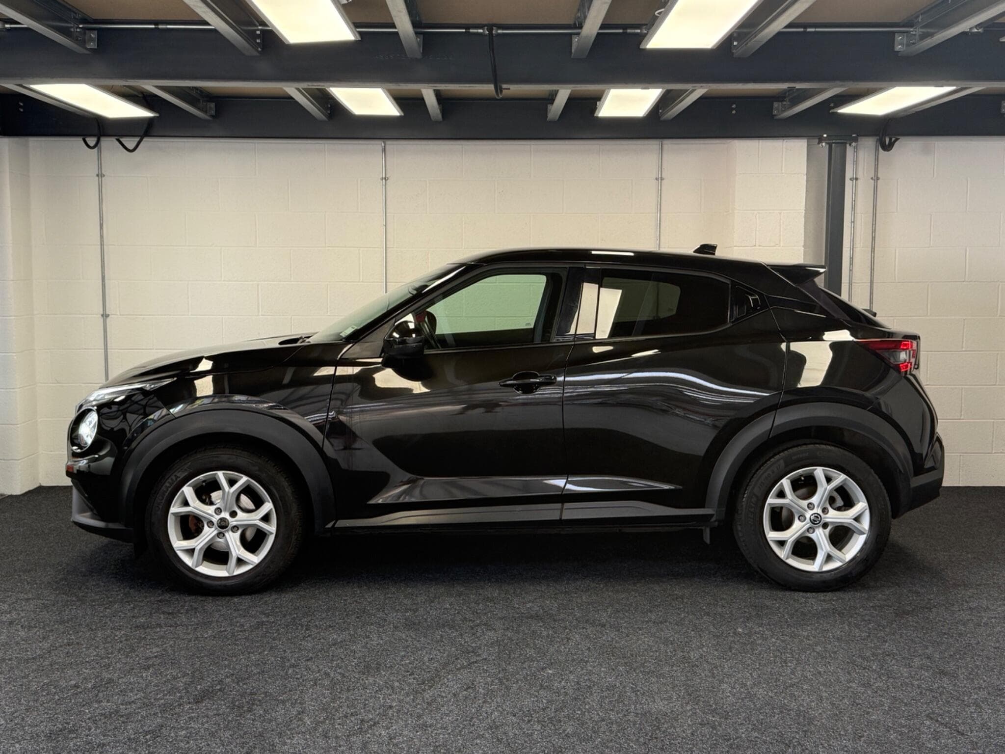 2020 Nissan Juke - Thumbnail 6
